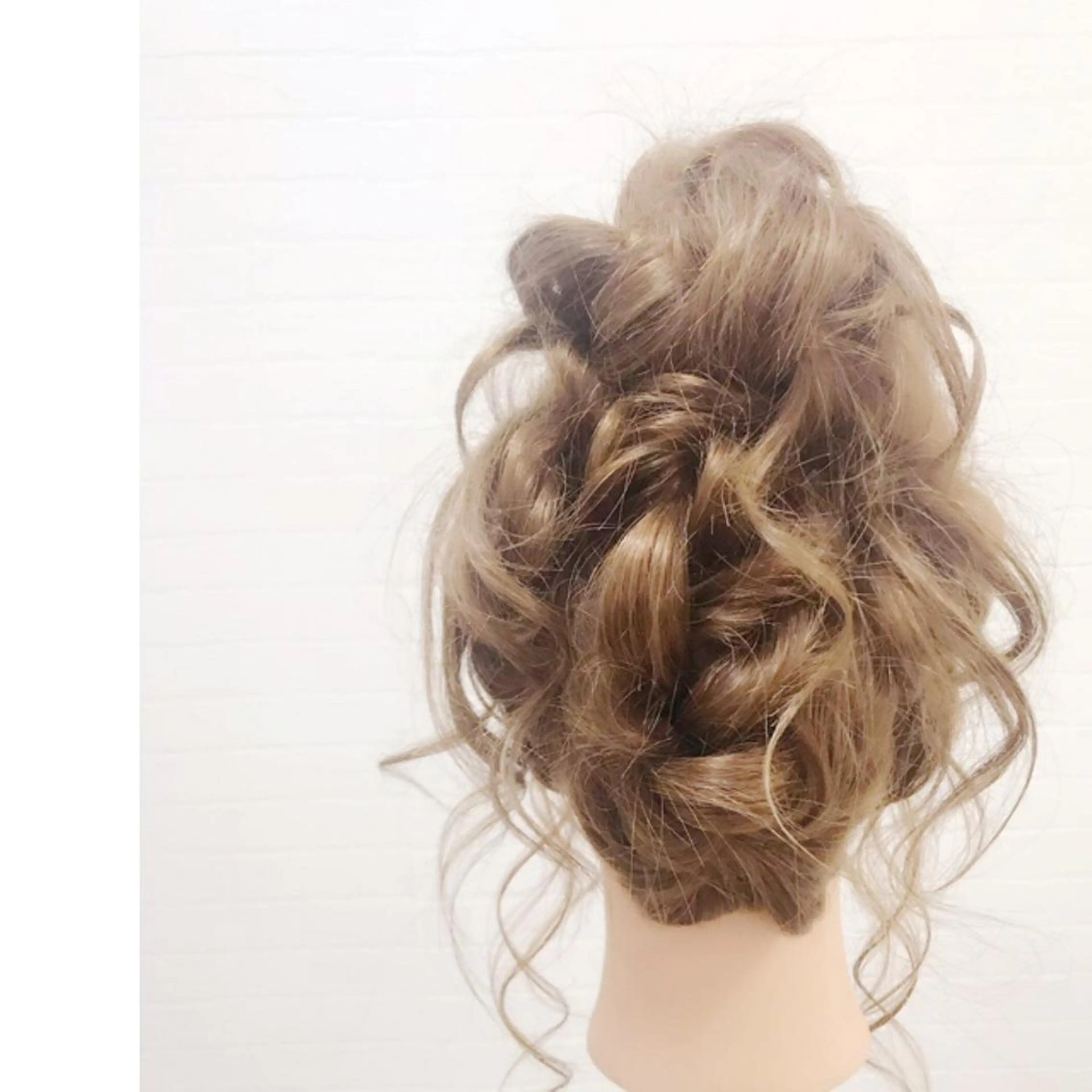 ヘアアレンジ ヘアセット GRANLUSSO 〜グランルッソ駅前店所属・木口 嘉美のヘアスタイル