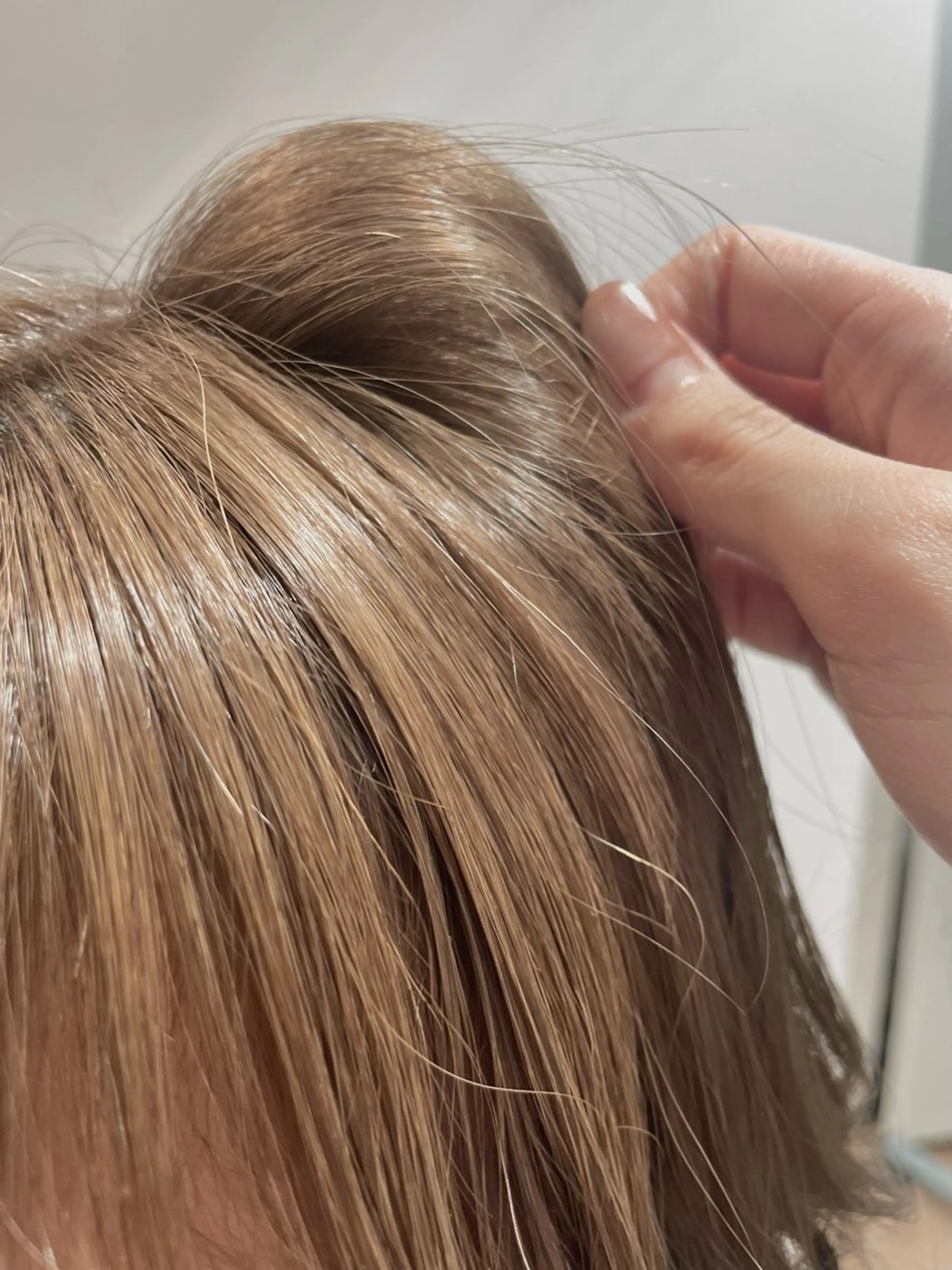 カラー Hip's eyes meiのヘアスタイル