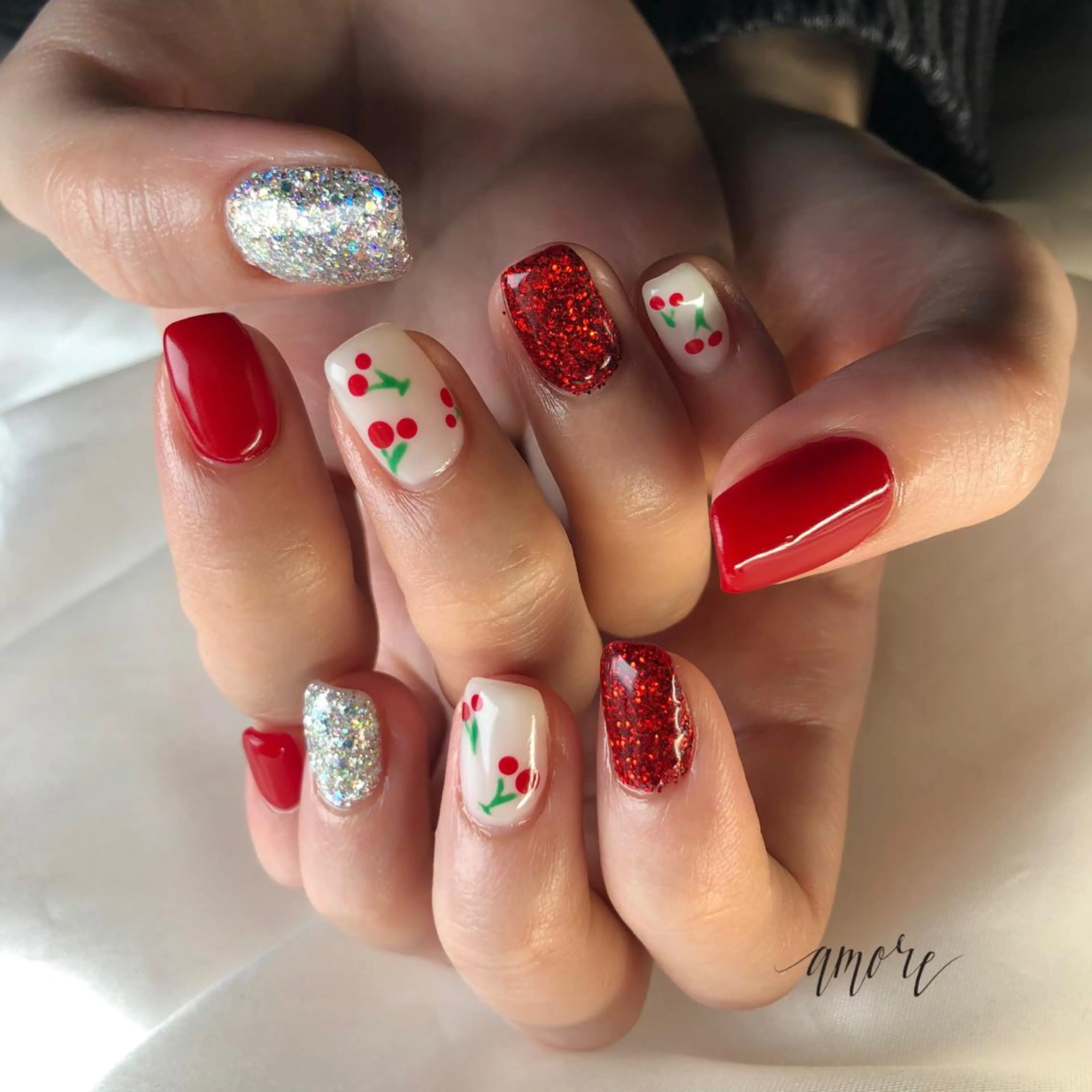 ネイル ジェルネイル 氷ネイル・うるうるネイル マグネットネイル ミラーネイル ニュアンスネイル You kyehwaのネイルデザイン