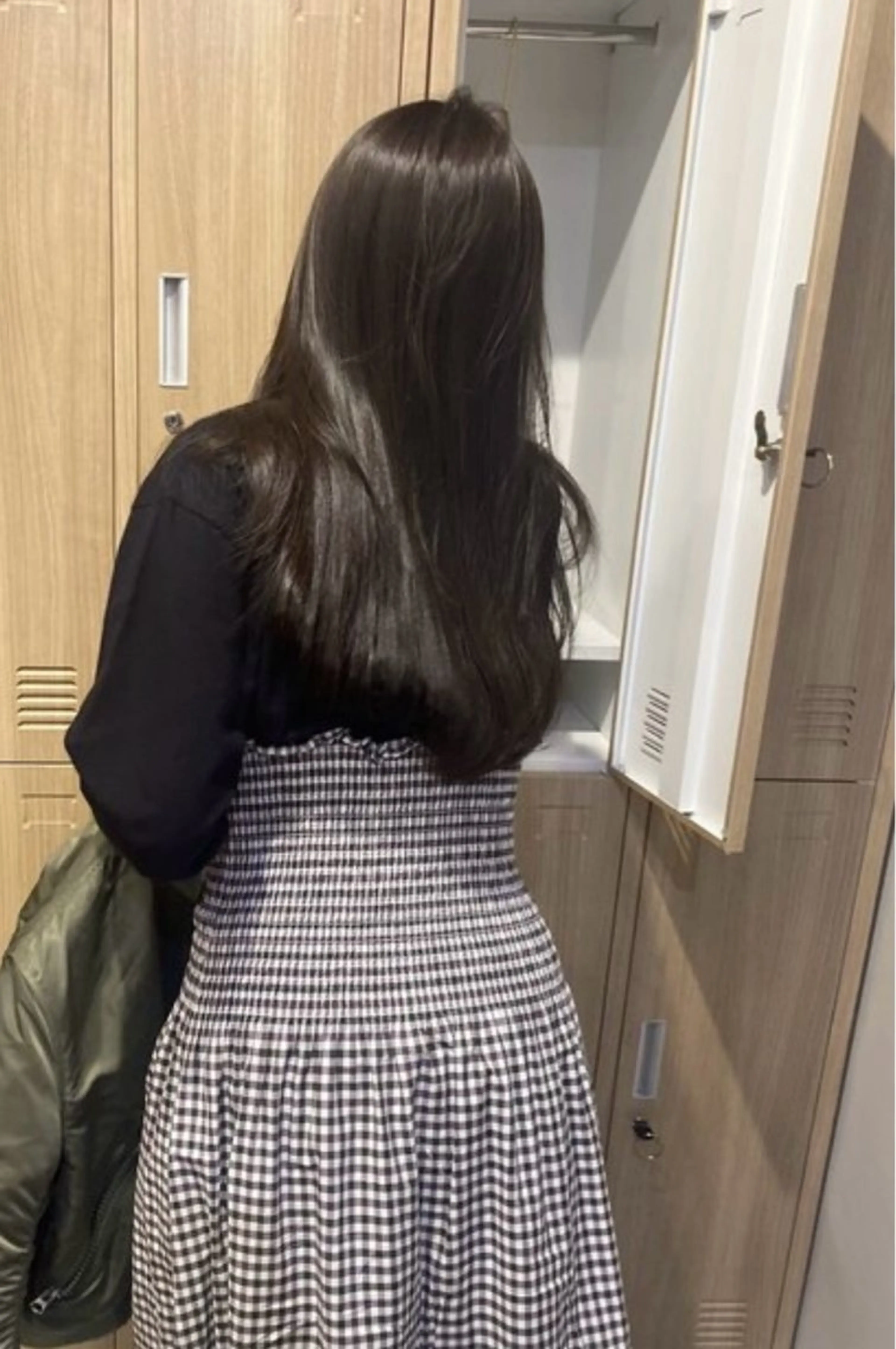 カラー LOREN JU所属・カラーリスト ちひろ🧸のヘアスタイル