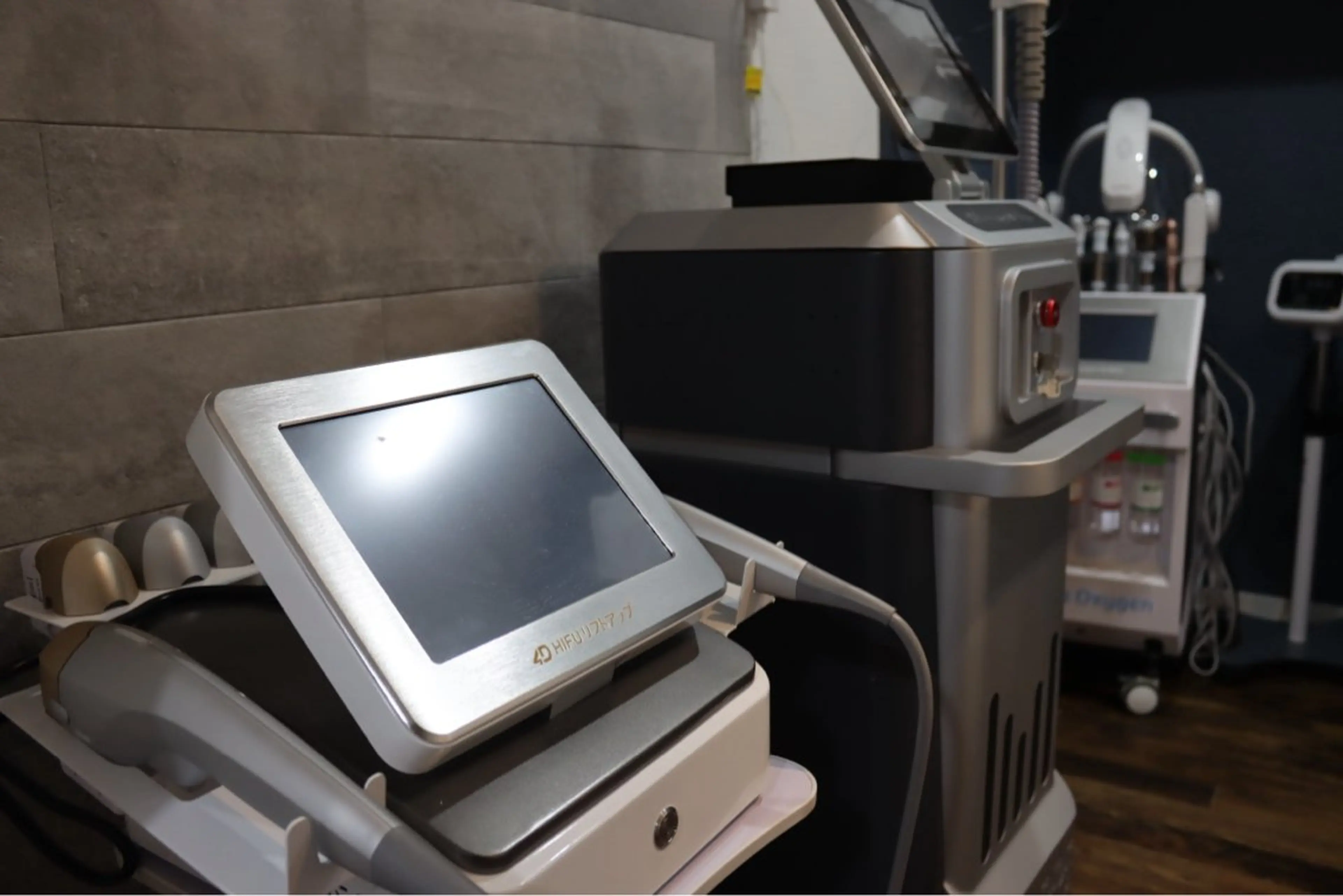 ドパルネイル 上野店サロンのネイルデザイン