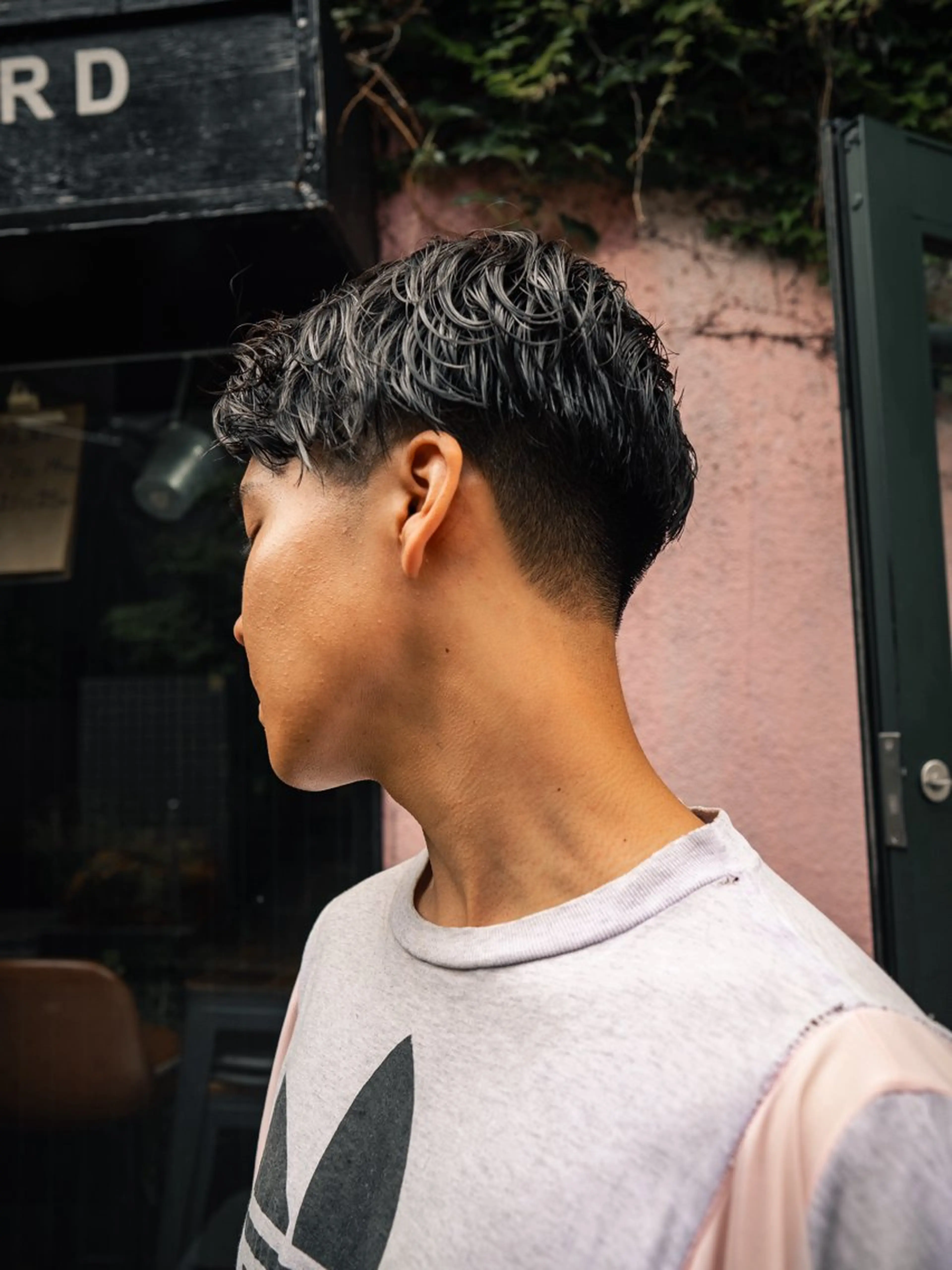 ショート カラー パーマ メンズ 刈り上げ 🔗メンズサロン🔗 Kieのヘアスタイル