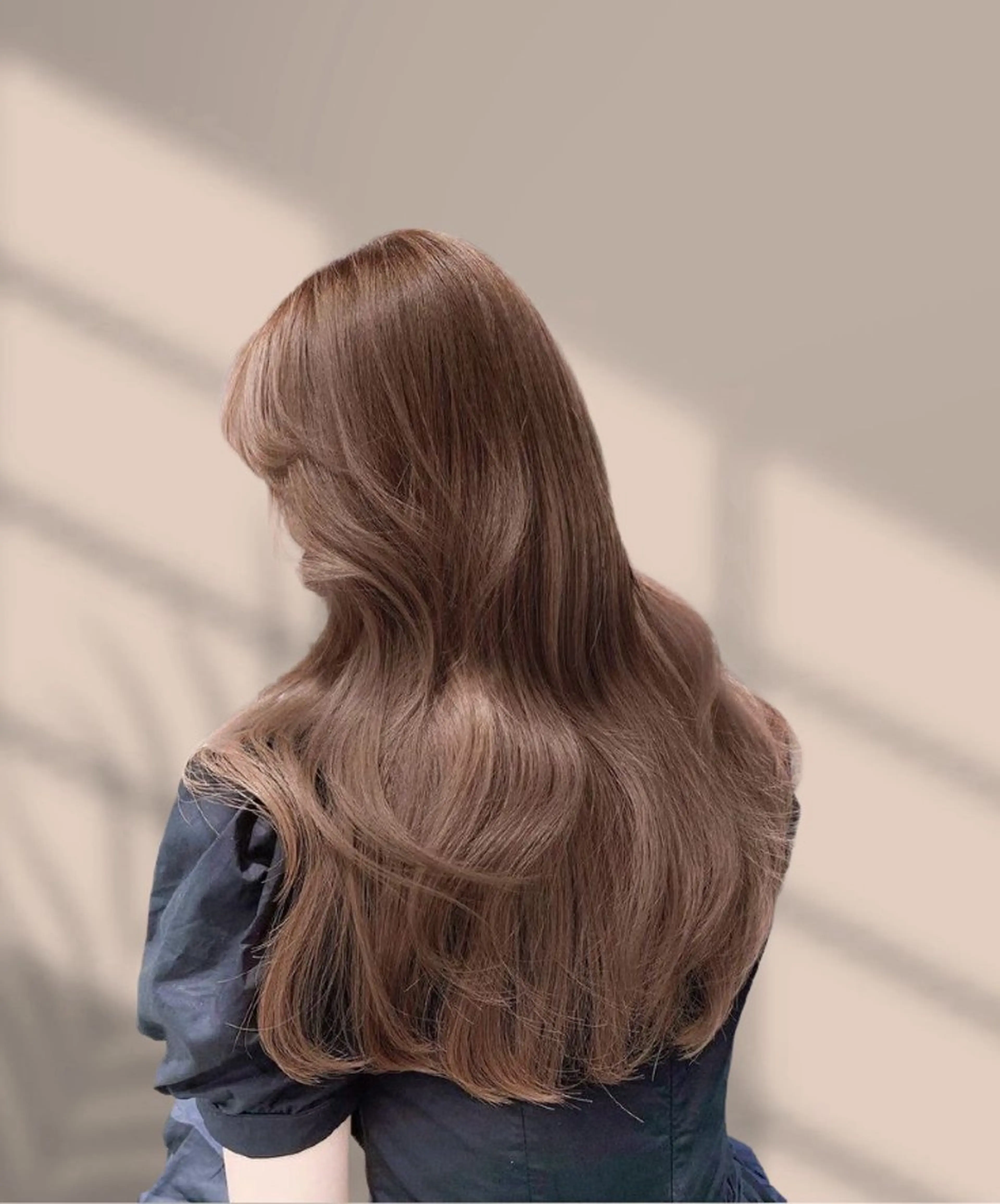 ロング カラー ヘアカラー くすみミルクティー／ ブラウン🪡TOWAのヘアスタイル