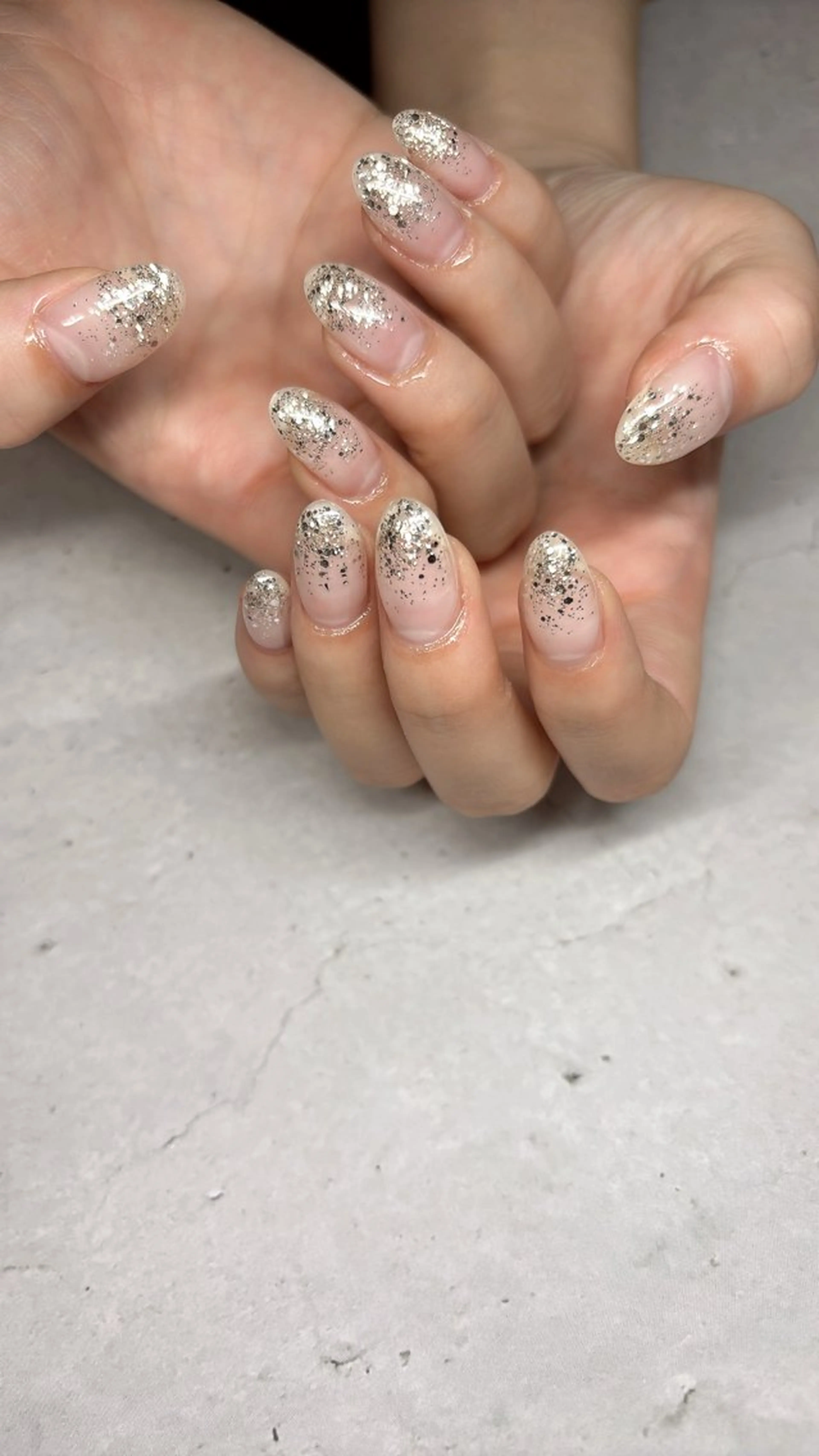 ネイル クリアネイル グラデーション 韓国ネイル ラメ(グリッター) ラメグラデーション happiness nailのネイルデザイン