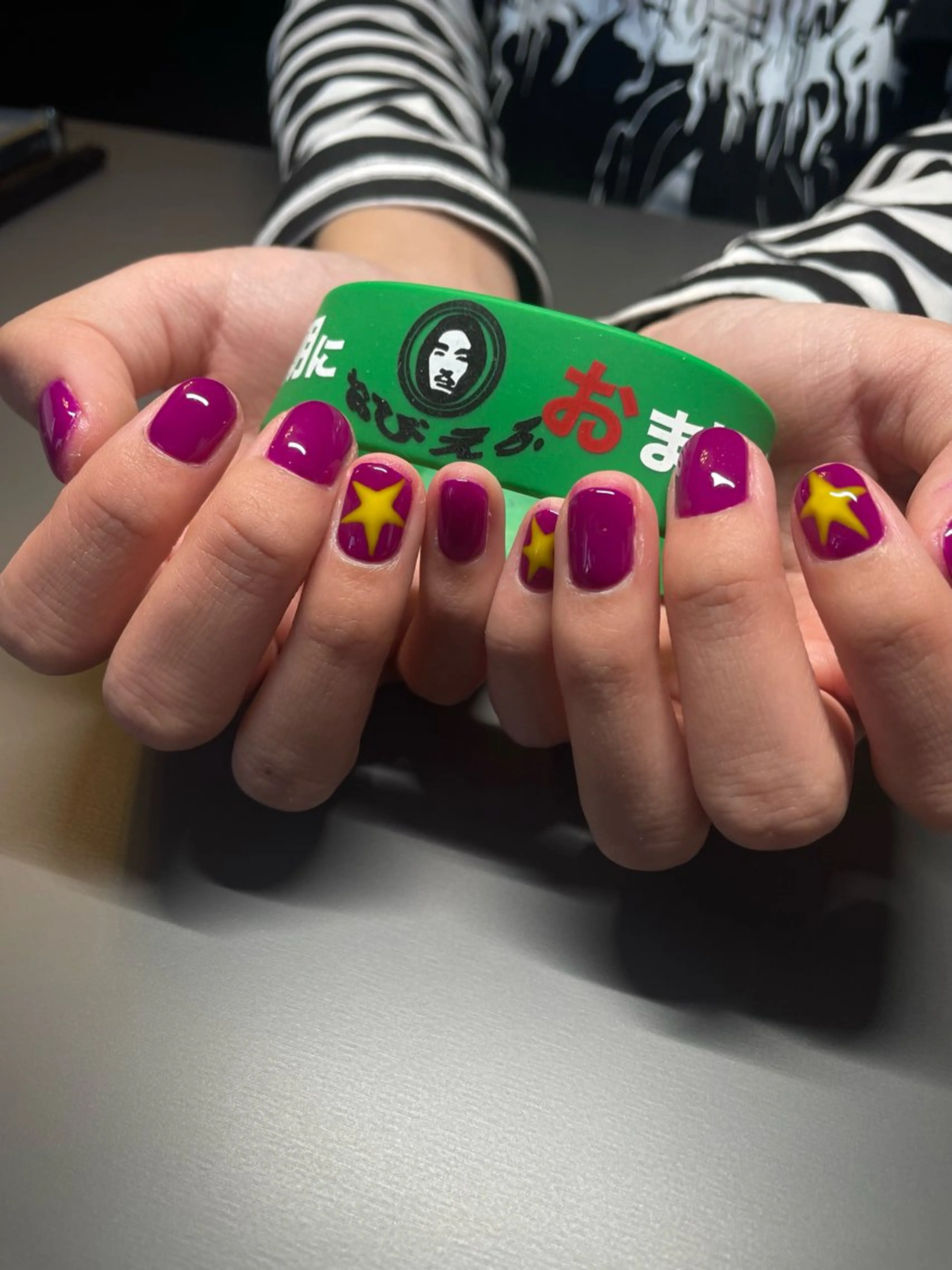 ワンカラー＋アート3本までの写真