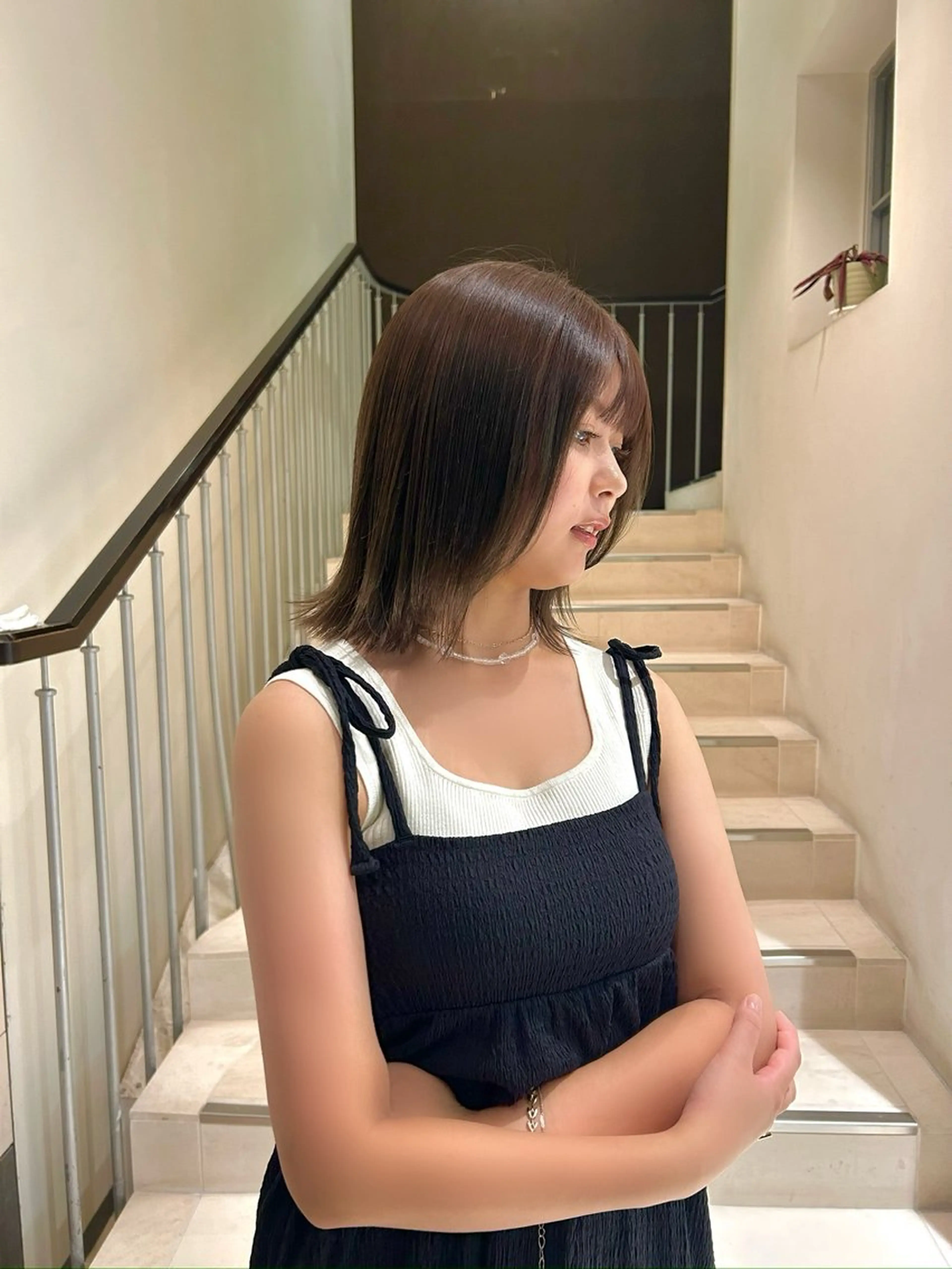 ミディアム カラー ブリーチ ブラウンカラー 透明感カラー ダブルカラー ヘアカラー トリートメント 合庭 柚のヘアスタイル