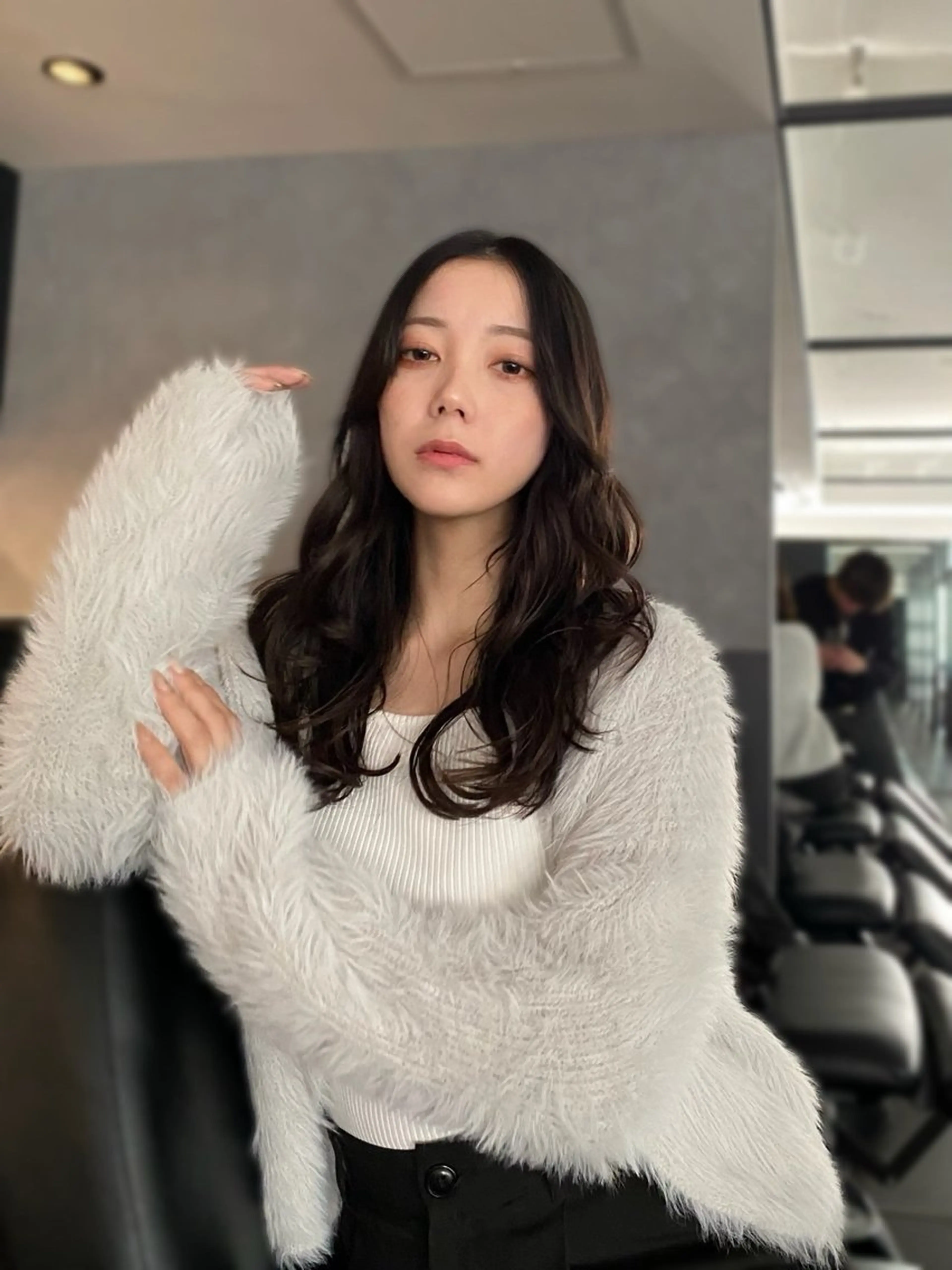 ロング パーマ 韓国風ヘア カット パーマ コテ巻き風パーマ🫧 韓国パーマ反町海大のヘアスタイル