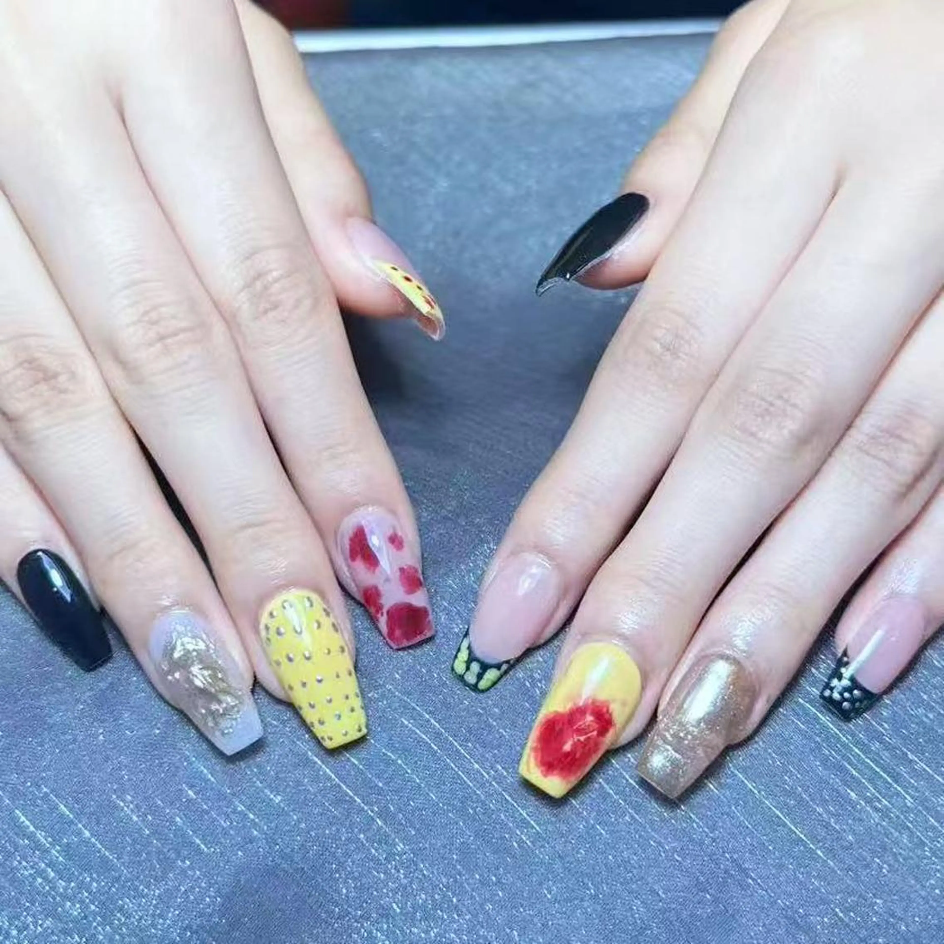 ネイル ハンドネイル ハンドケア DEMAIN- 🕊️のネイルデザイン