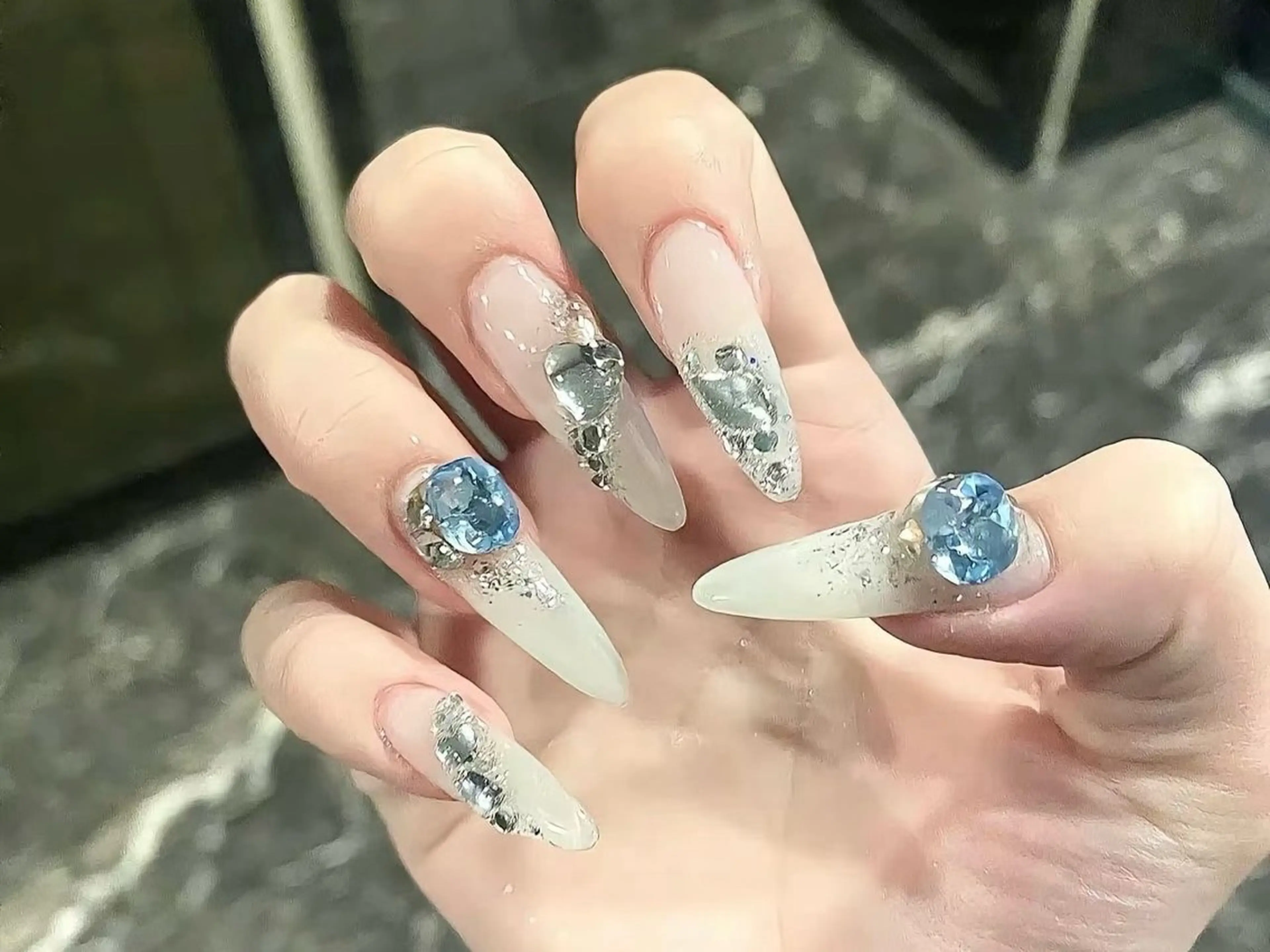 ネイル アートネイル チークネイル 長さ出し フットネイル ジェルネイル ラッキーネイルサロン 西川口東口店のネイルデザイン