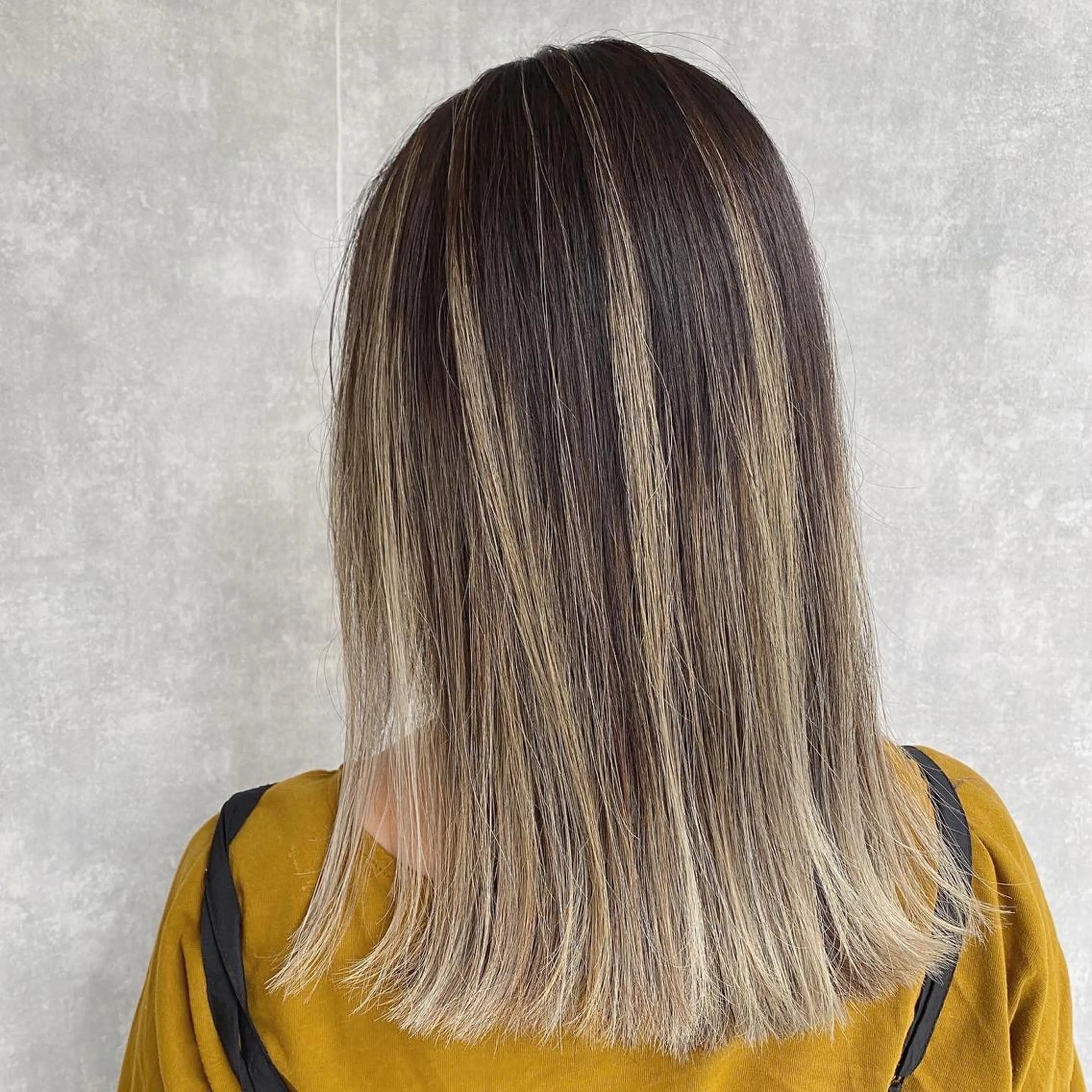 ミディアム カラー カット ヘアカラー トリートメント 入江 允のヘアスタイル