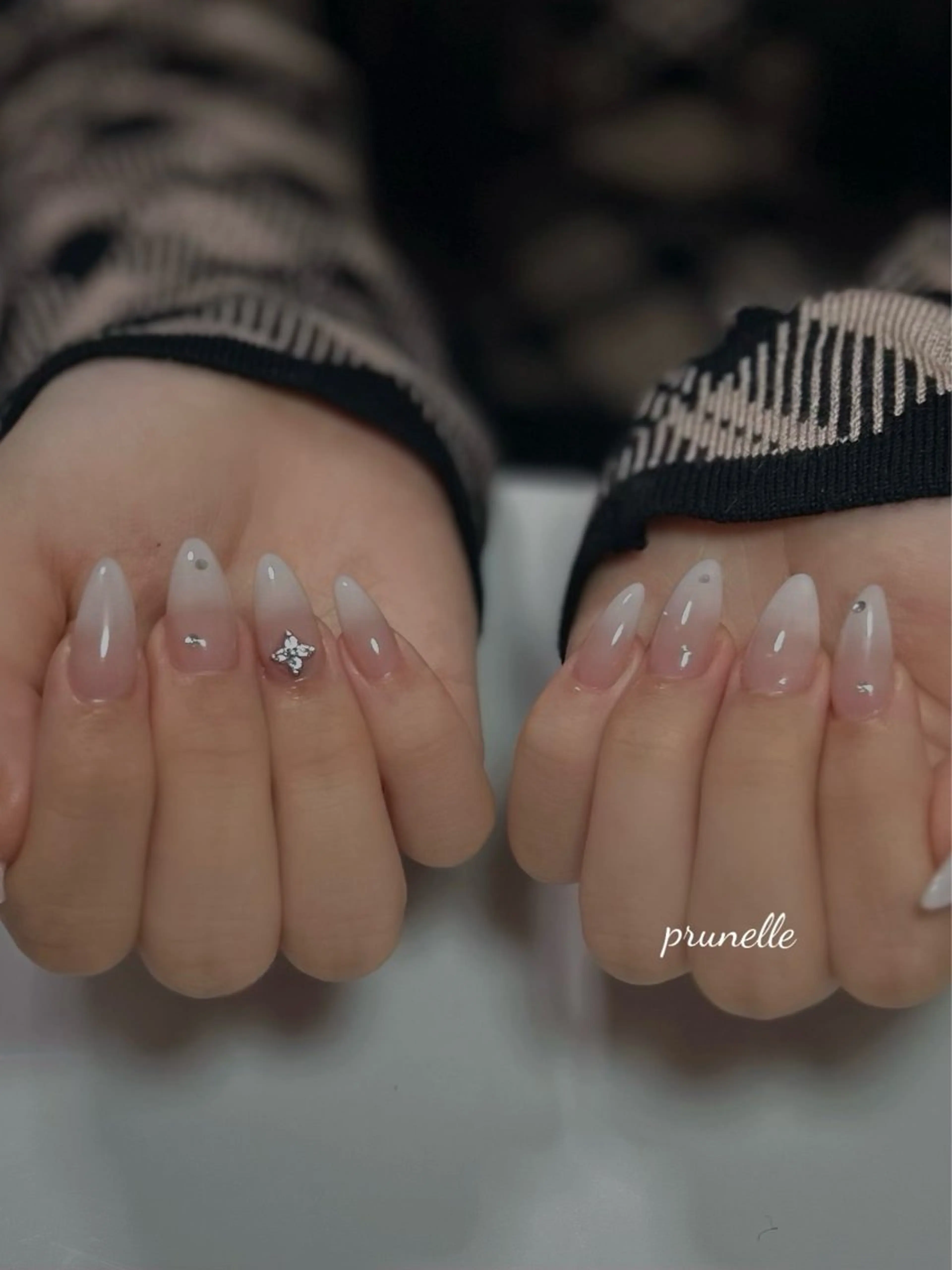 ネイル ハンドネイル ぷりゅねる Nanamiのネイルデザイン