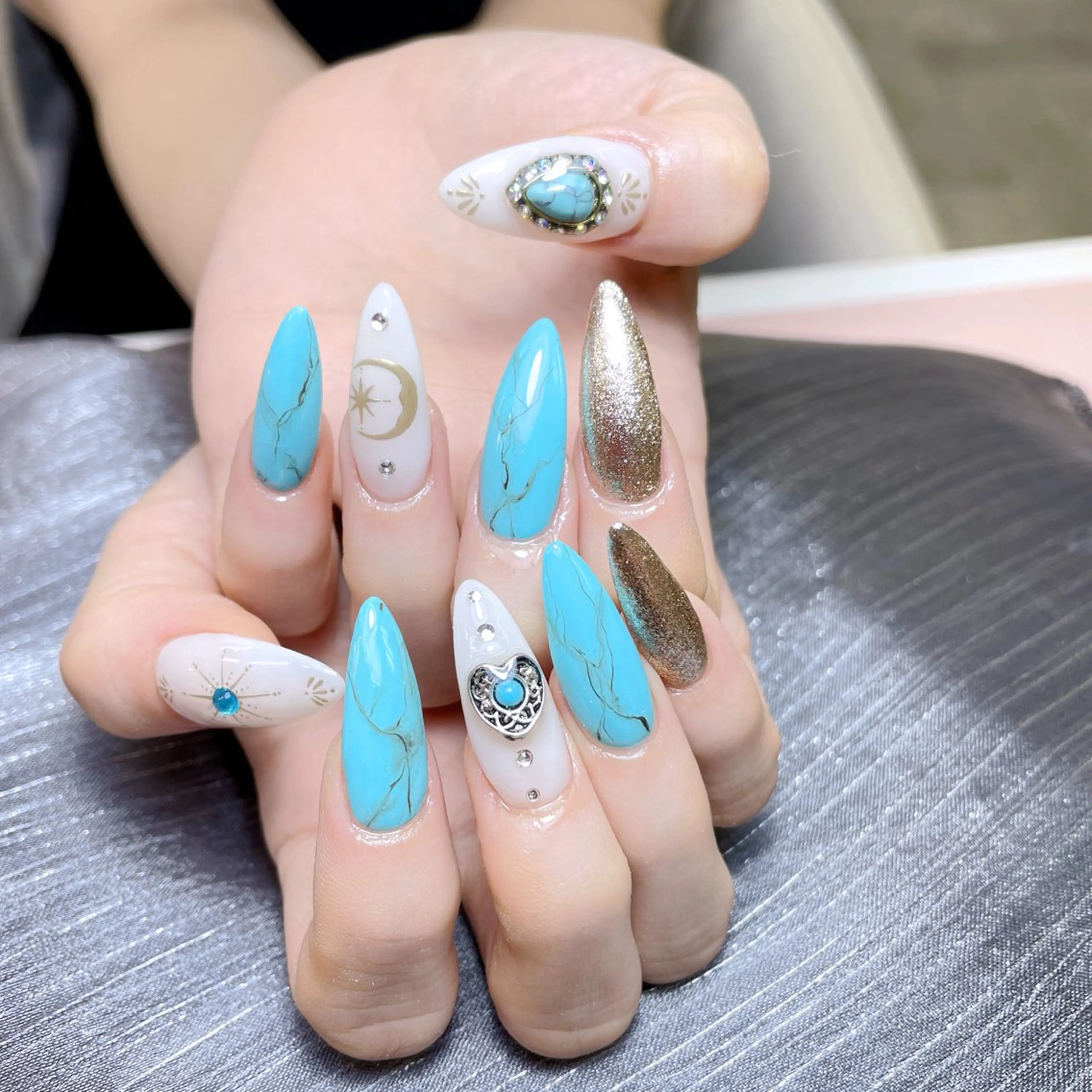 ネイル ハンドネイル ネイル プリンセスのネイルデザイン