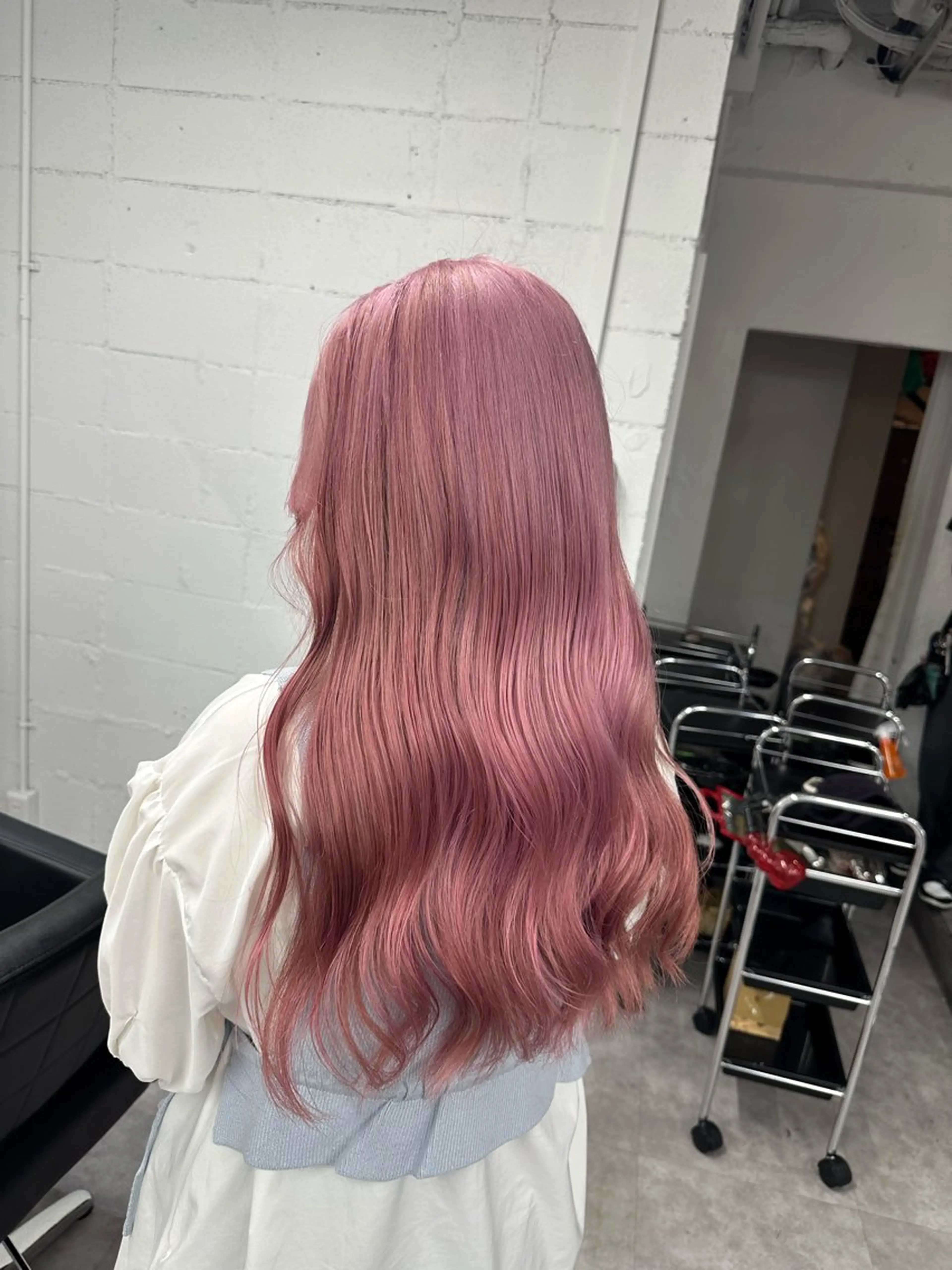 ロング カットカラー🩷 五島桜樫のヘアスタイル