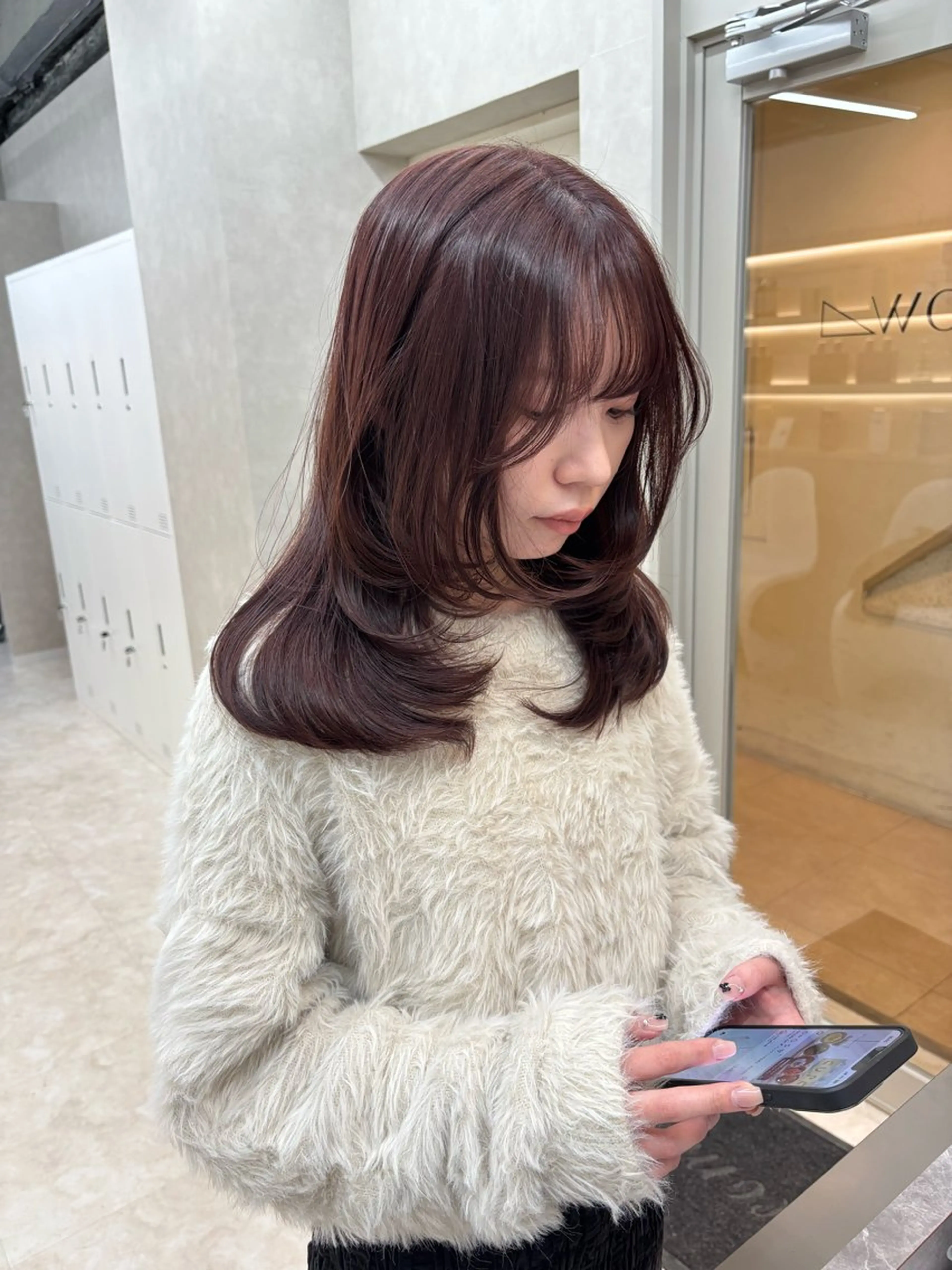 ミディアム カット ヘアカラー 韓国ヘア🇰🇷/ 巻き髪/MAAYAのヘアスタイル