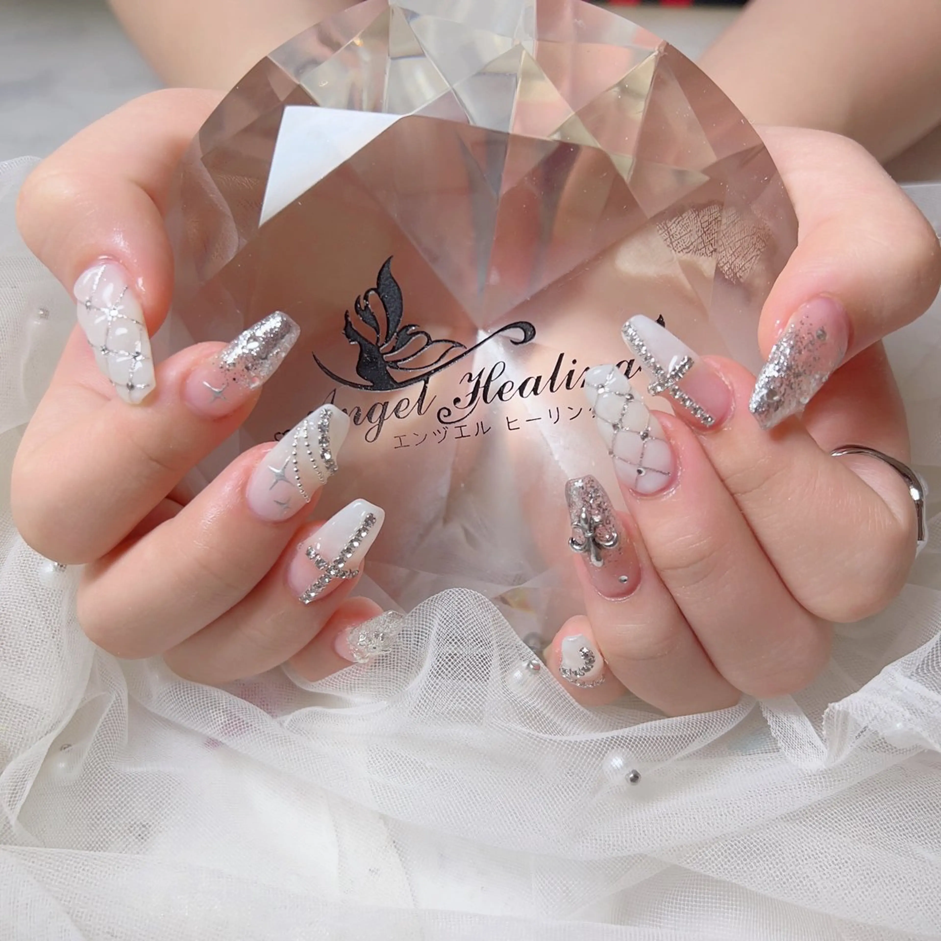 ネイル エンジェル ヒーリング 矢場町店のネイルデザイン