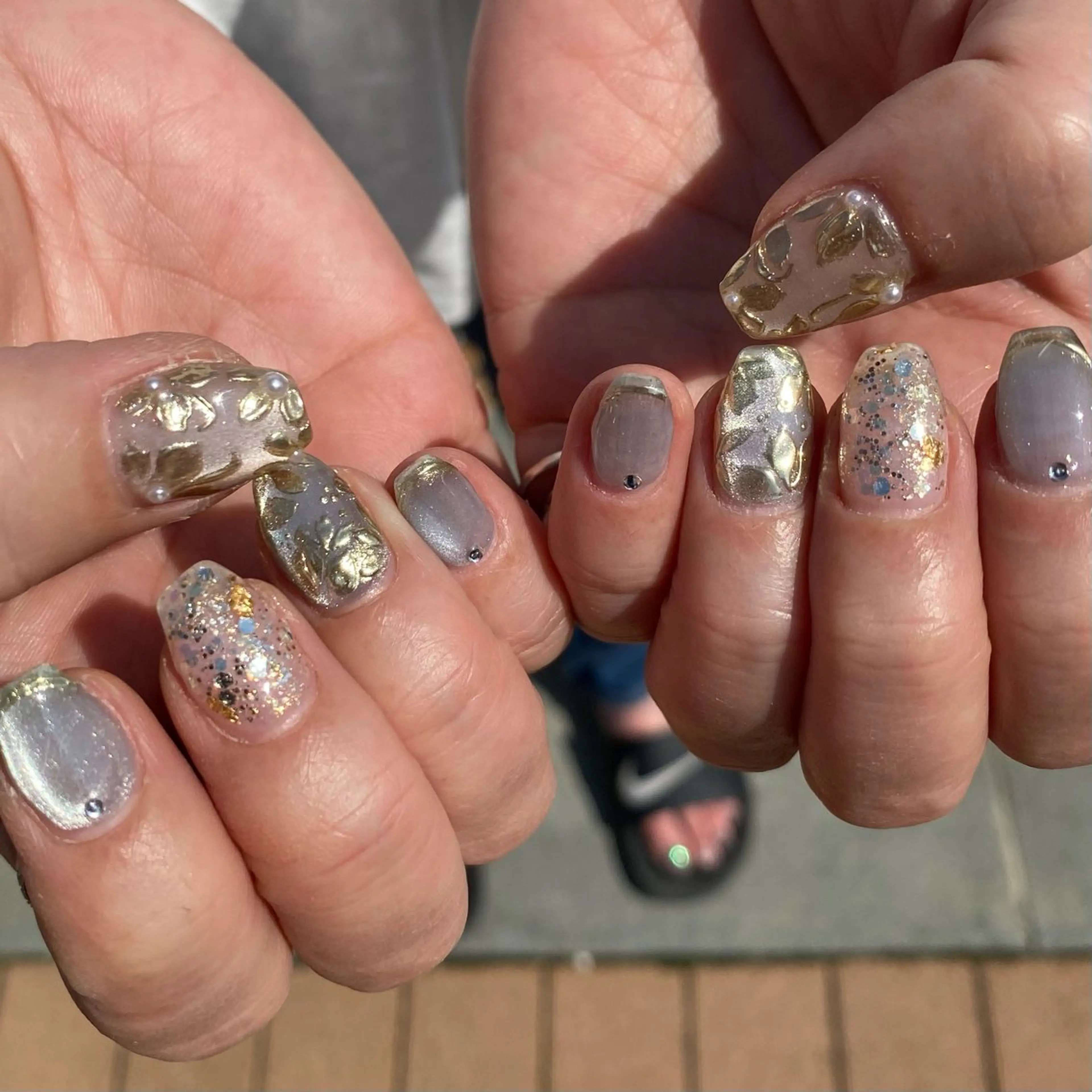 ネイル ハンドネイル デコパーツが得意♪ ネイル/眉毛/エステの眉毛・アイブロウイメージ