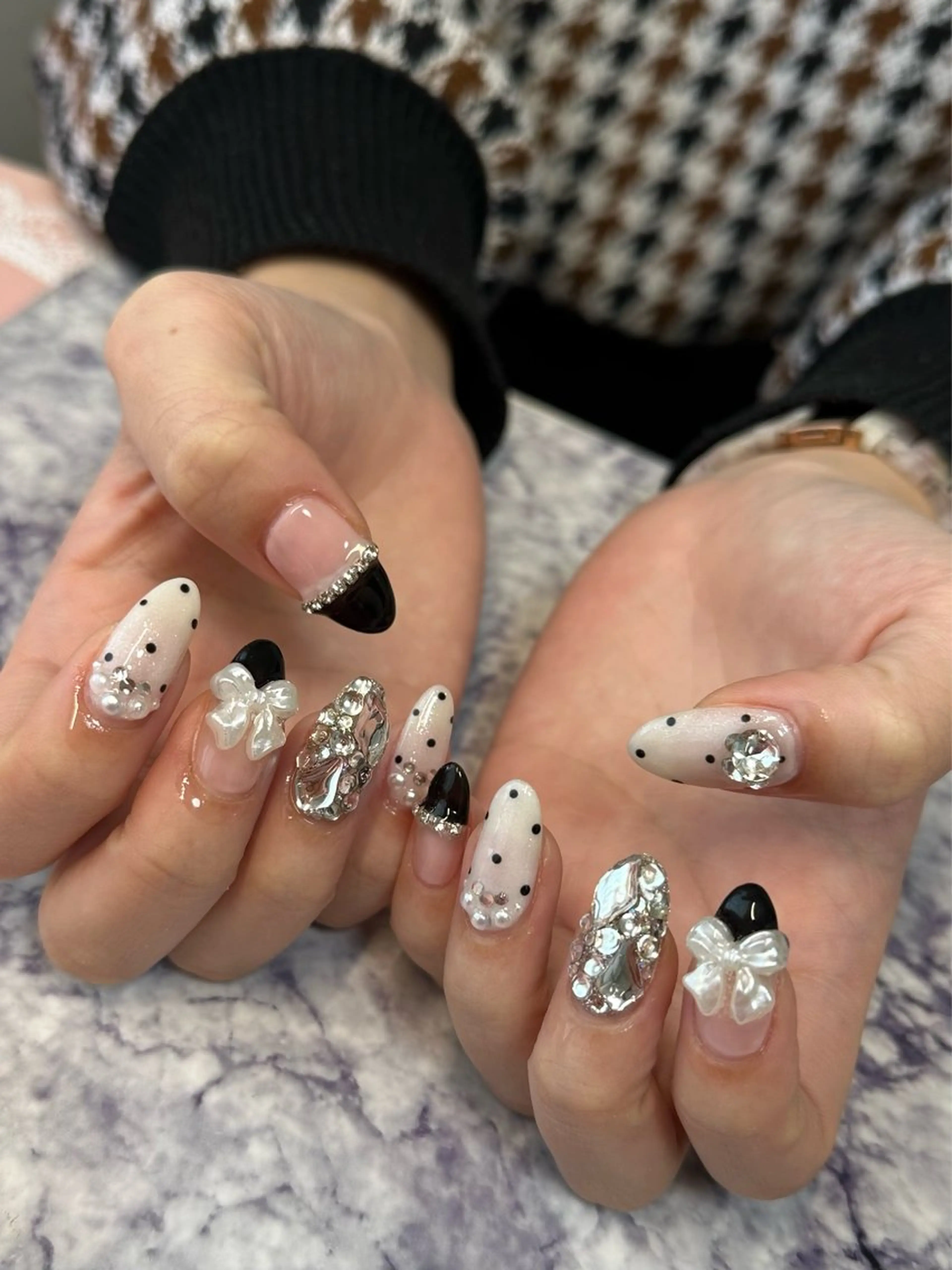 ネイル ハンドネイル フットネイル Pretzels🥨 【プレッツェル】ミウのネイルデザイン