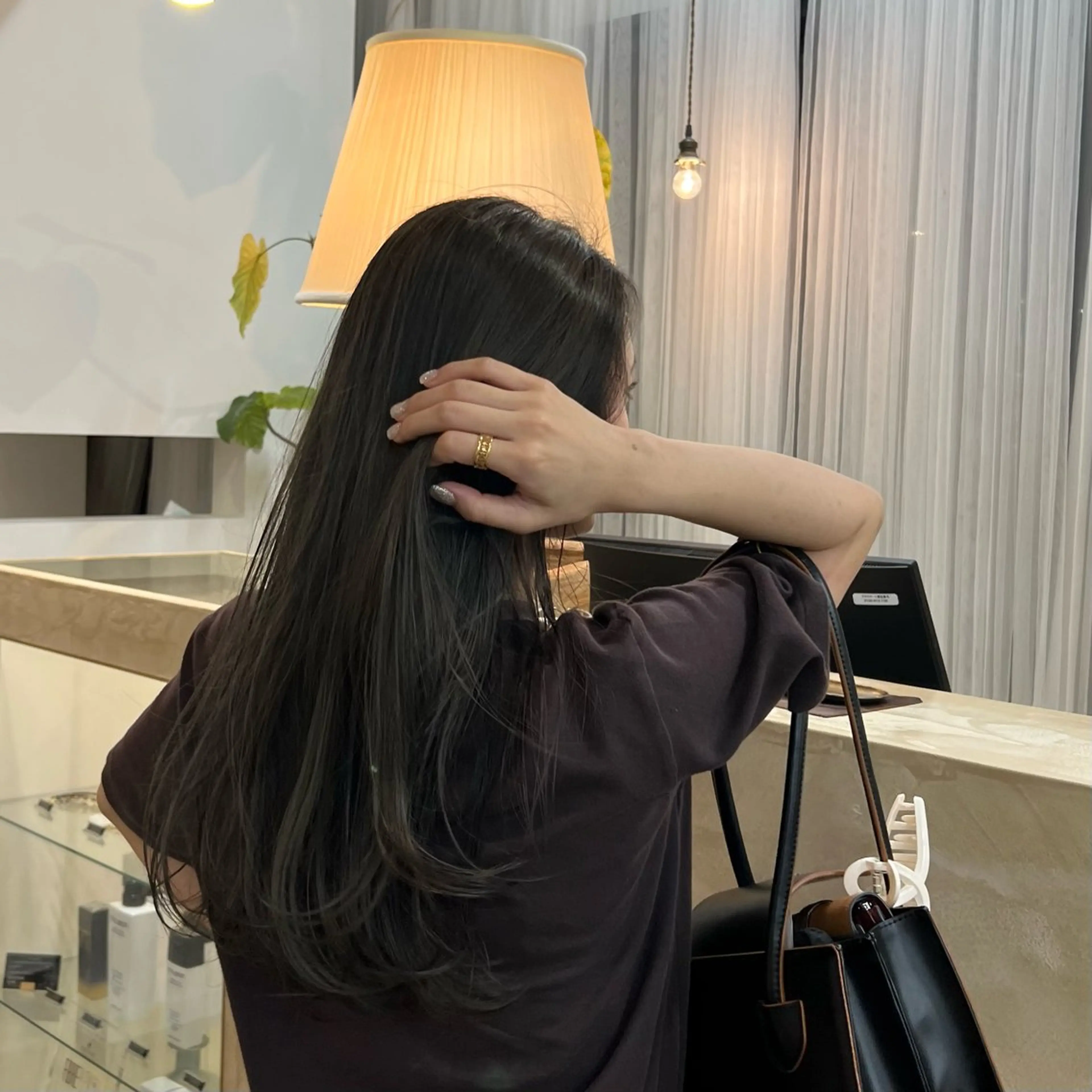 カラー ブリーチ 透明感カラー 清水愛果/オリーブ カラー/透明感カラーのヘアスタイル