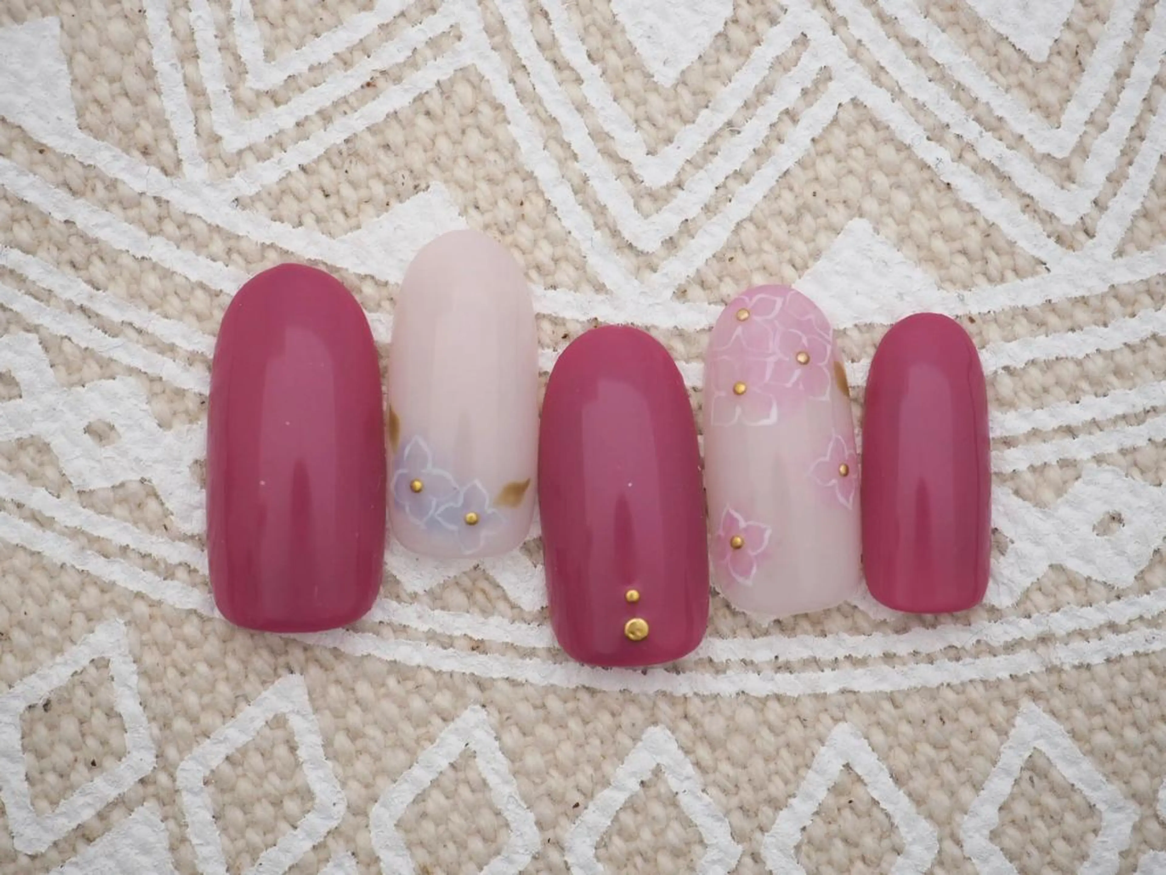 ネイル トップネイリスト Ribbon立川店のネイルデザイン