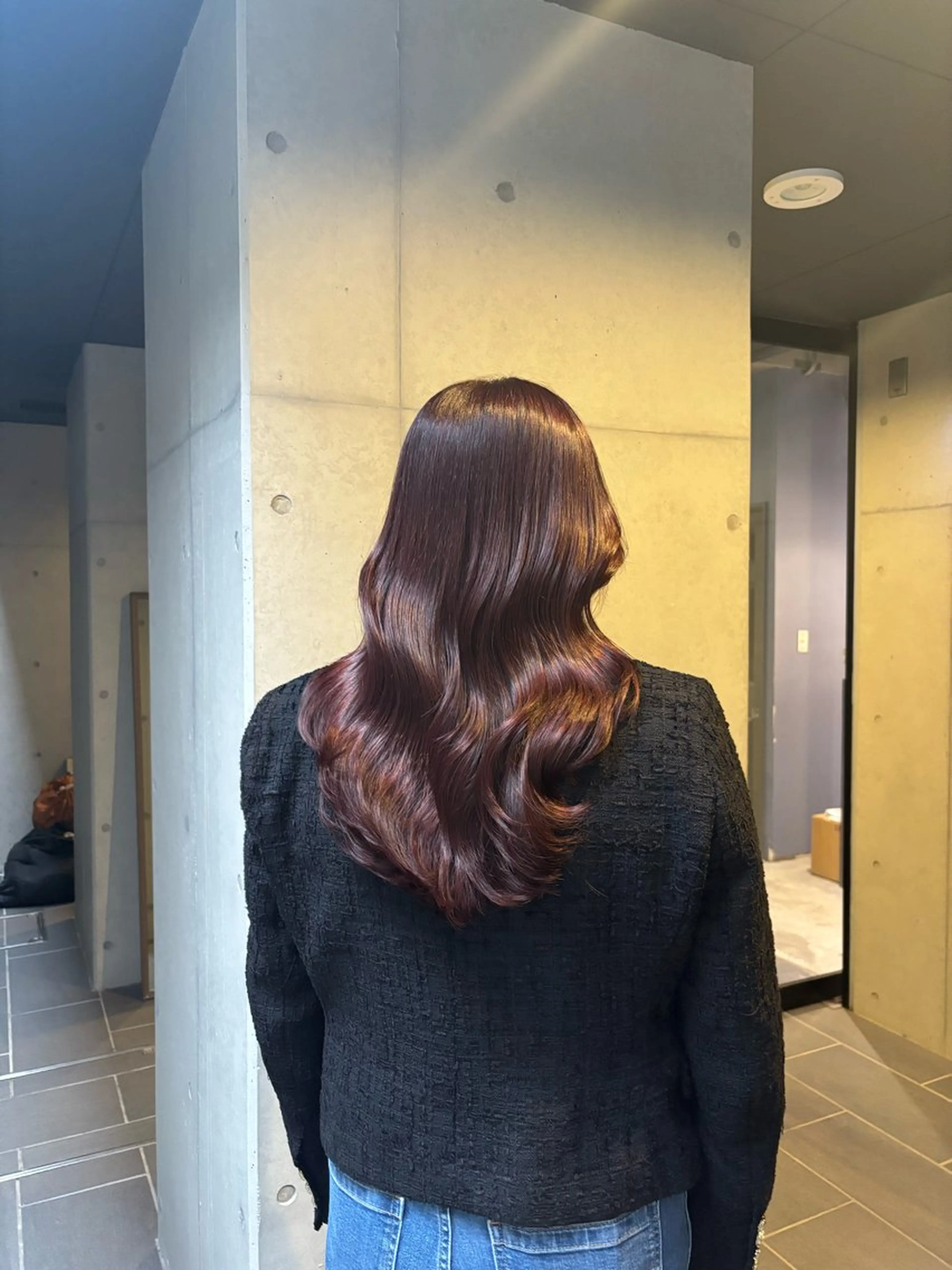 ロング カラー ピンクカラー ヘアカラー トリートメント 〖❁田尻千尋| LEONID❁〗のヘアスタイル