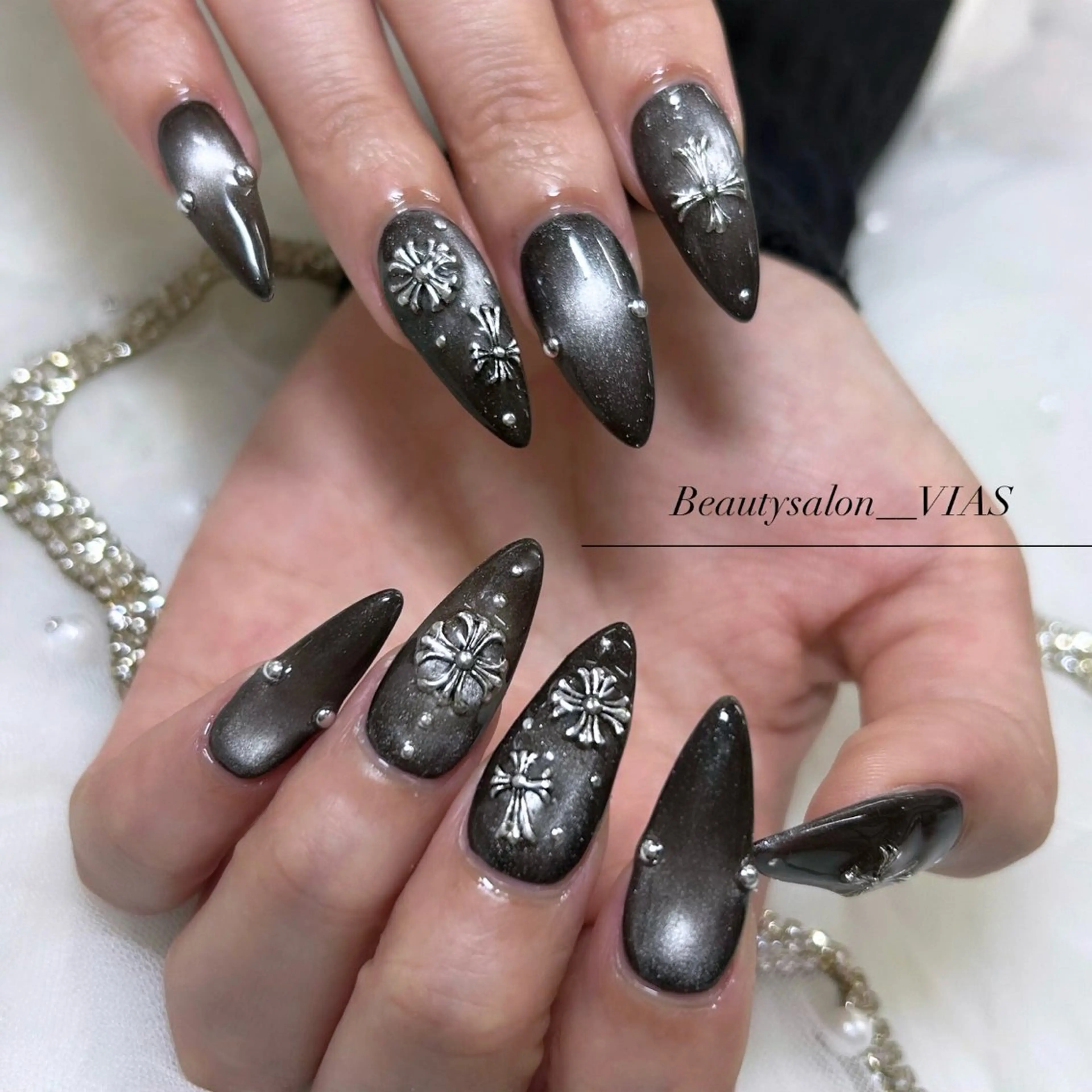 ネイル ハンドネイル VIAS 〜EYE&NAIL〜のネイルデザイン