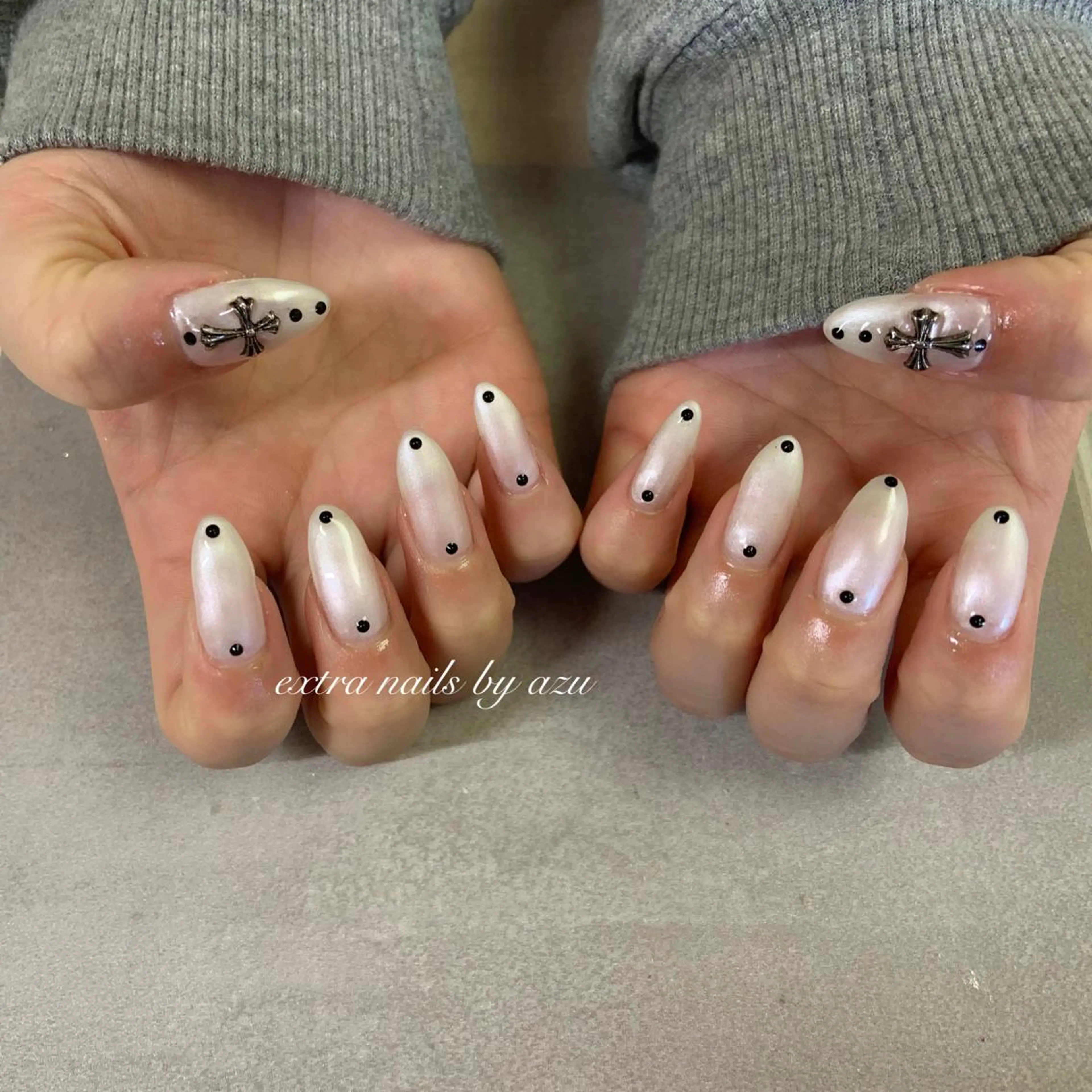 ネイル ストーンネイル ハンドネイル extranails ／lemellaのネイルデザイン