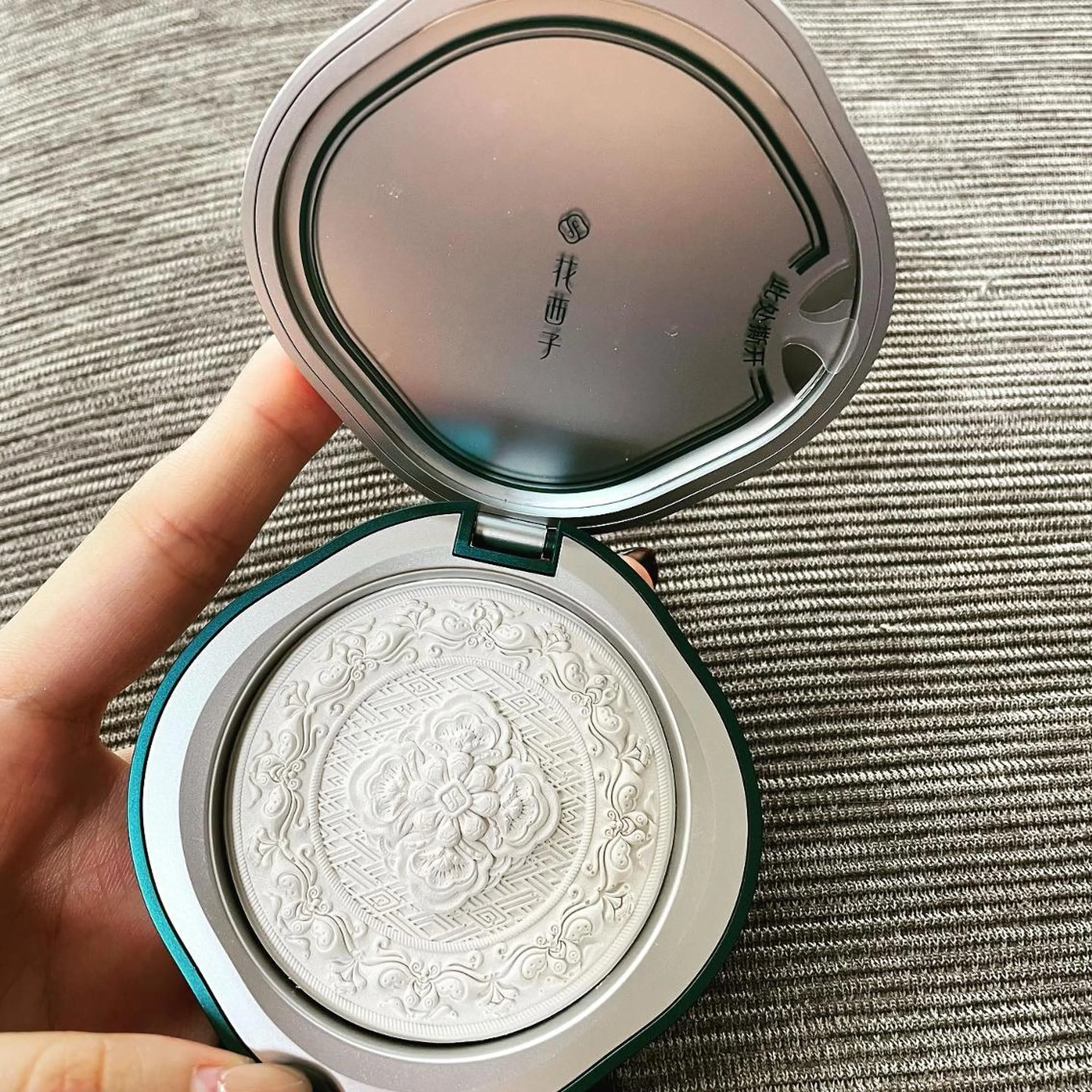 マツエク・マツパ パリジェンヌラッシュリフト まつげパーマ sara 荒井店のヘアスタイル