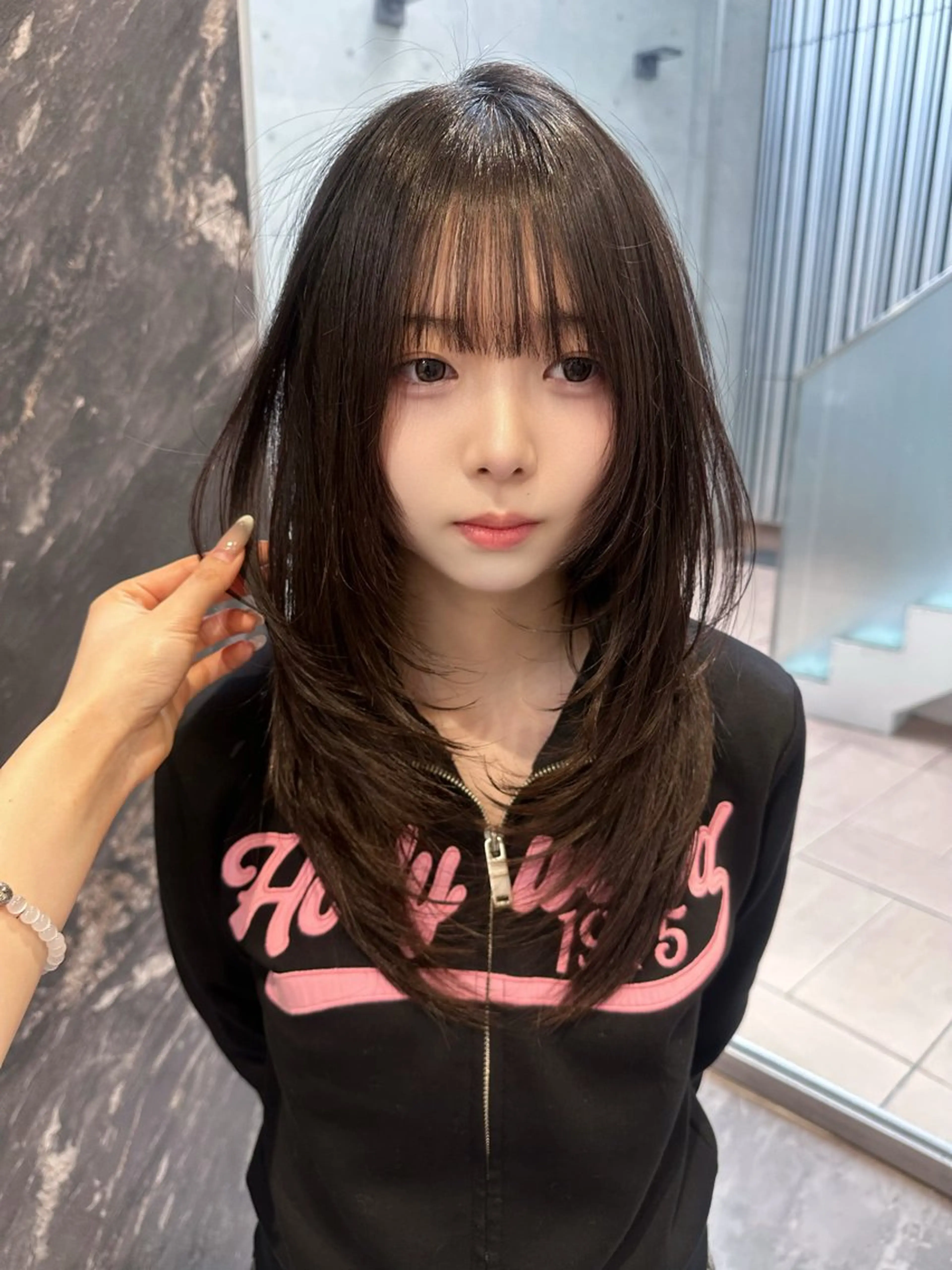 セミロング カット RiA/レイヤーカッ ト/ハッシュカットのヘアスタイル