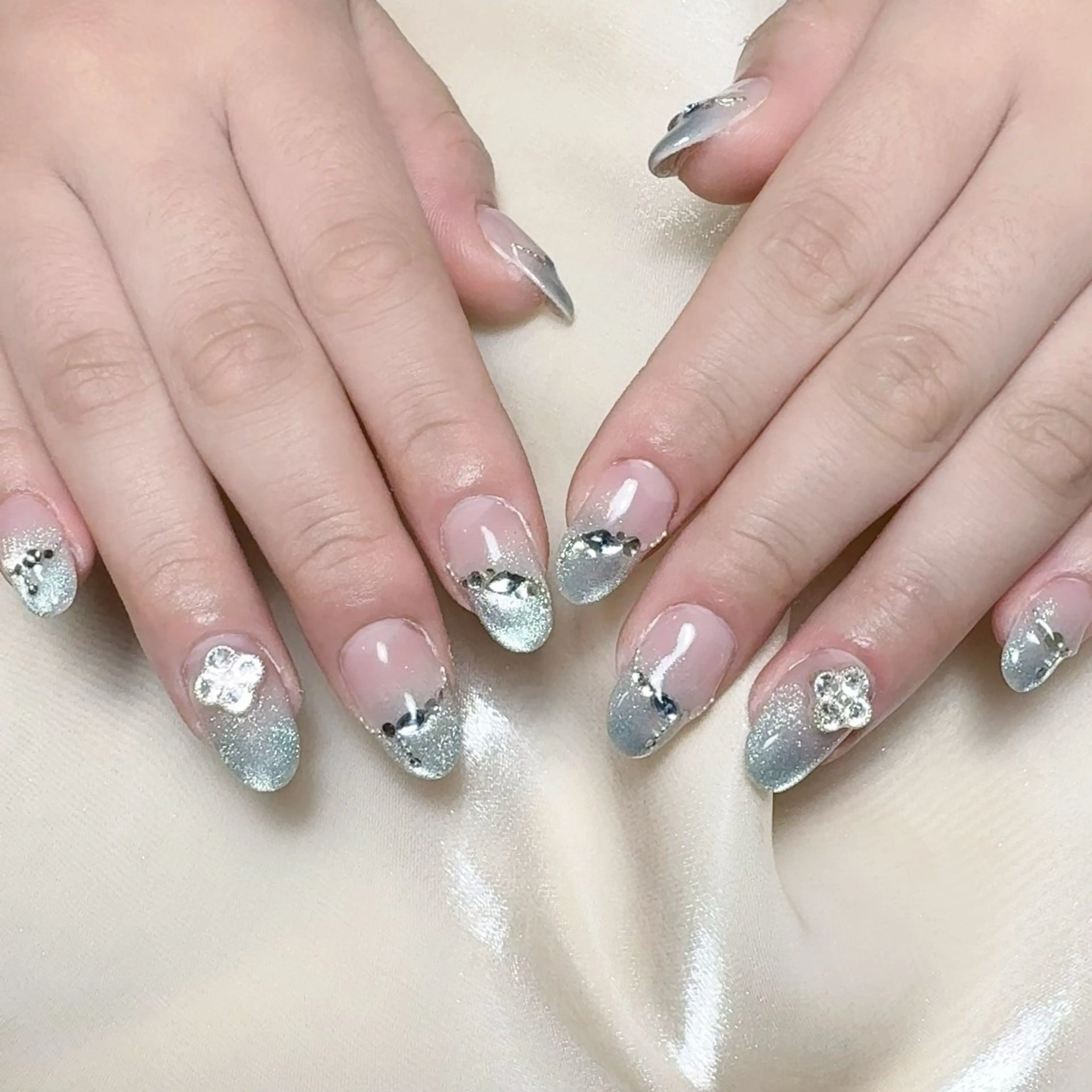 メンズ ネイル メンズ韓国風 アートネイル オーロラネイル ガーリー キラキラネイル ハンドネイル Nail salon 木にいるのネイルデザイン