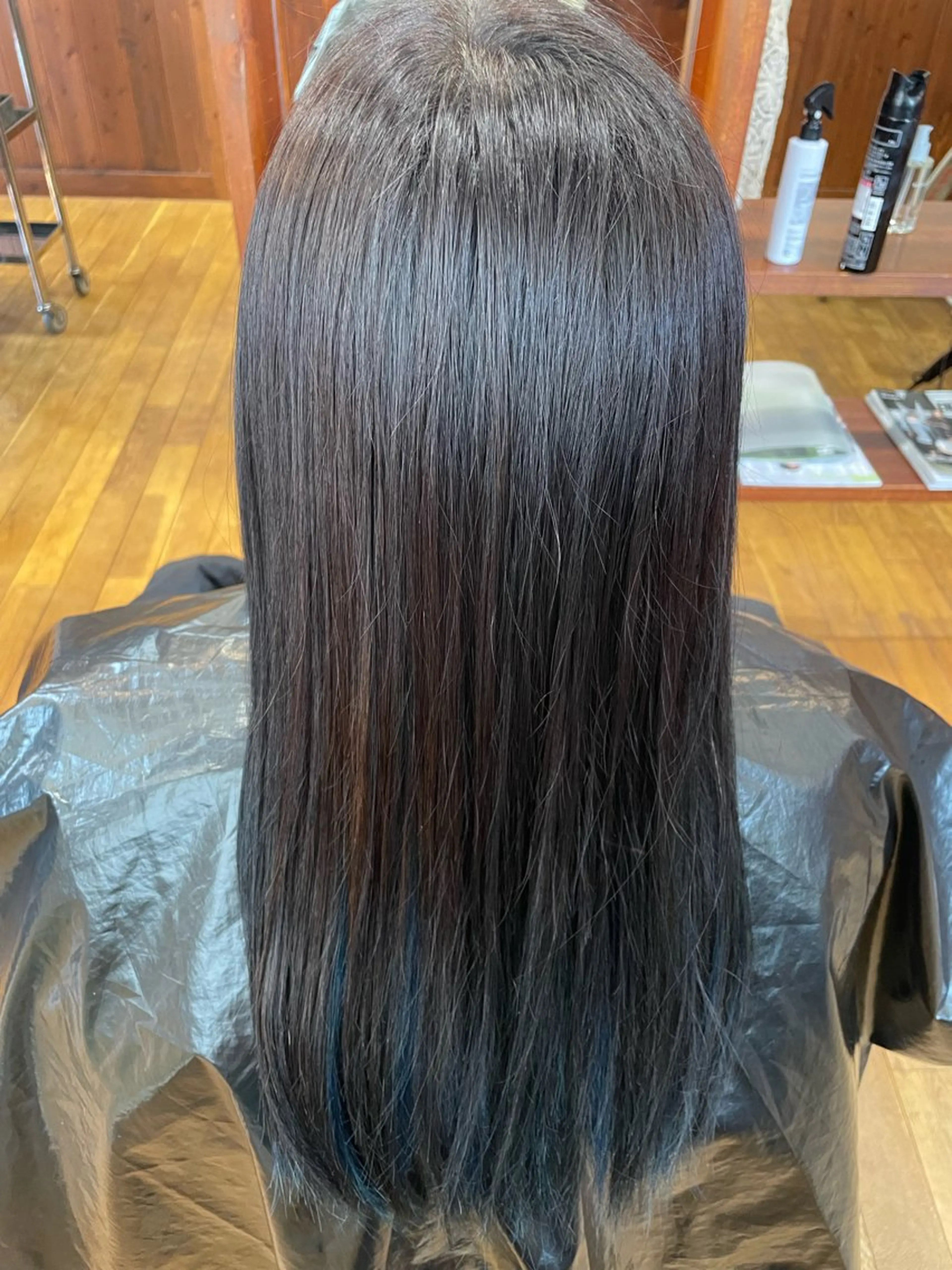 カラー 林 瑠唯のヘアスタイル