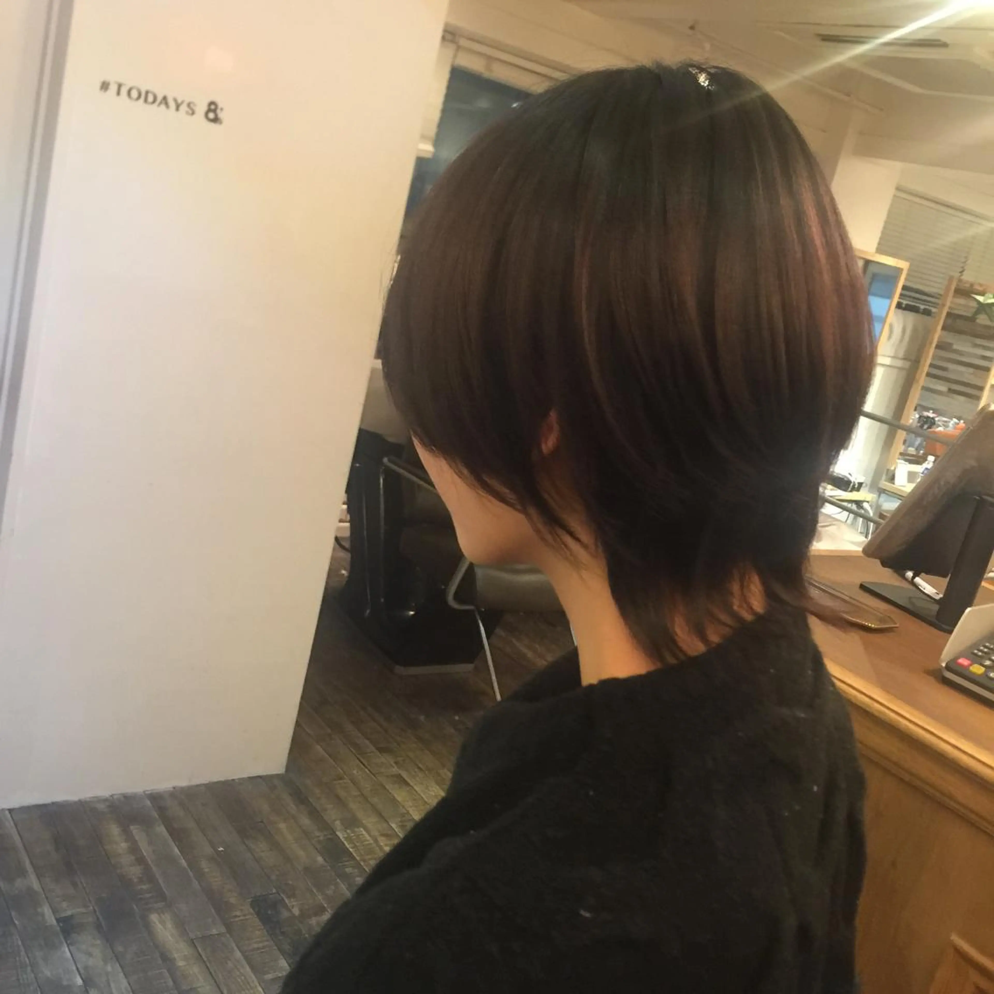 ショート ウルフカット ホワイト&レイヤーカ ットエクステ長畠俊輔のヘアスタイル