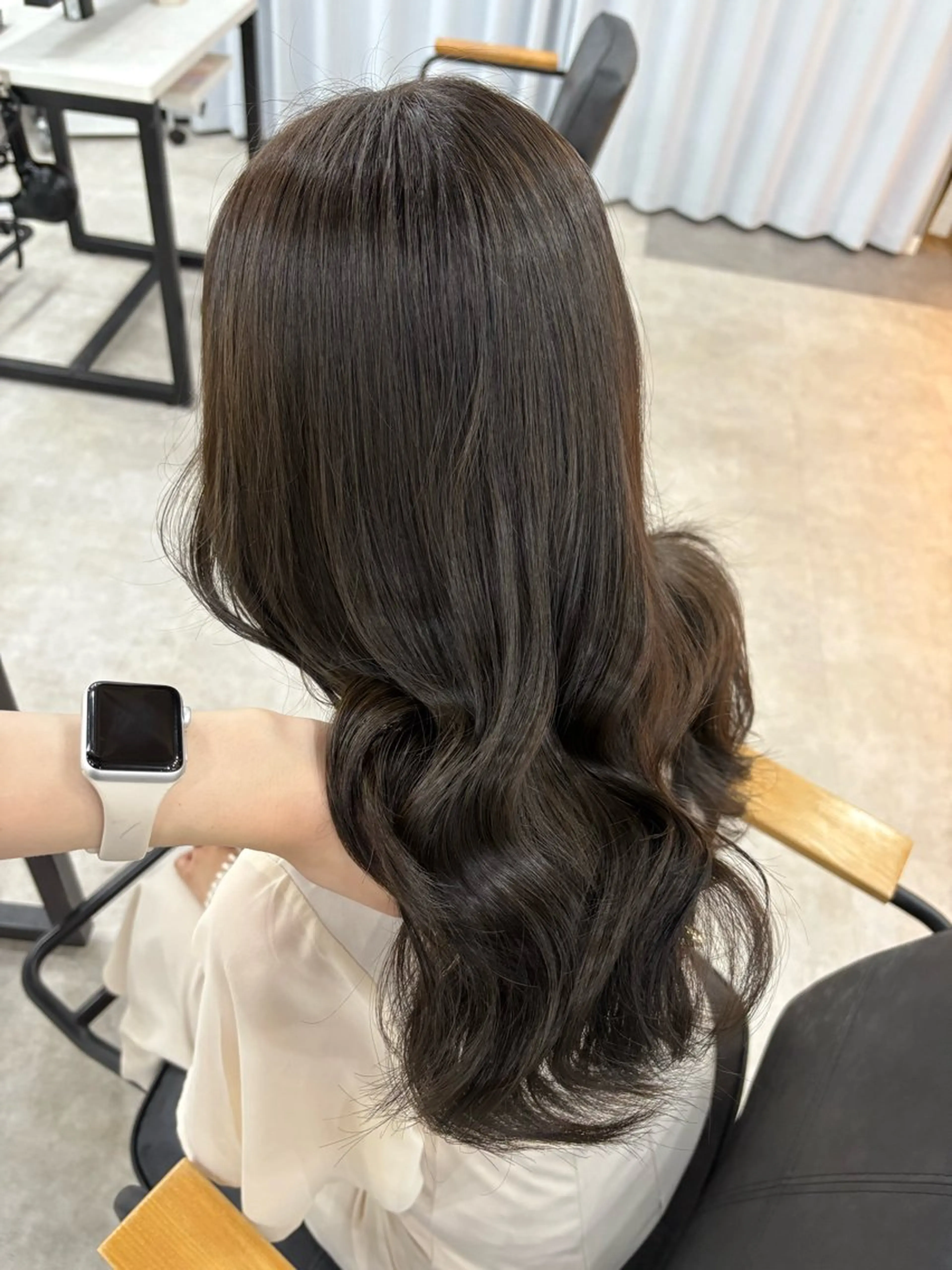 ロング カラー カット ヘアカラー 盛れる顔まわり✨🎀 モテカラー別所好葉のヘアスタイル