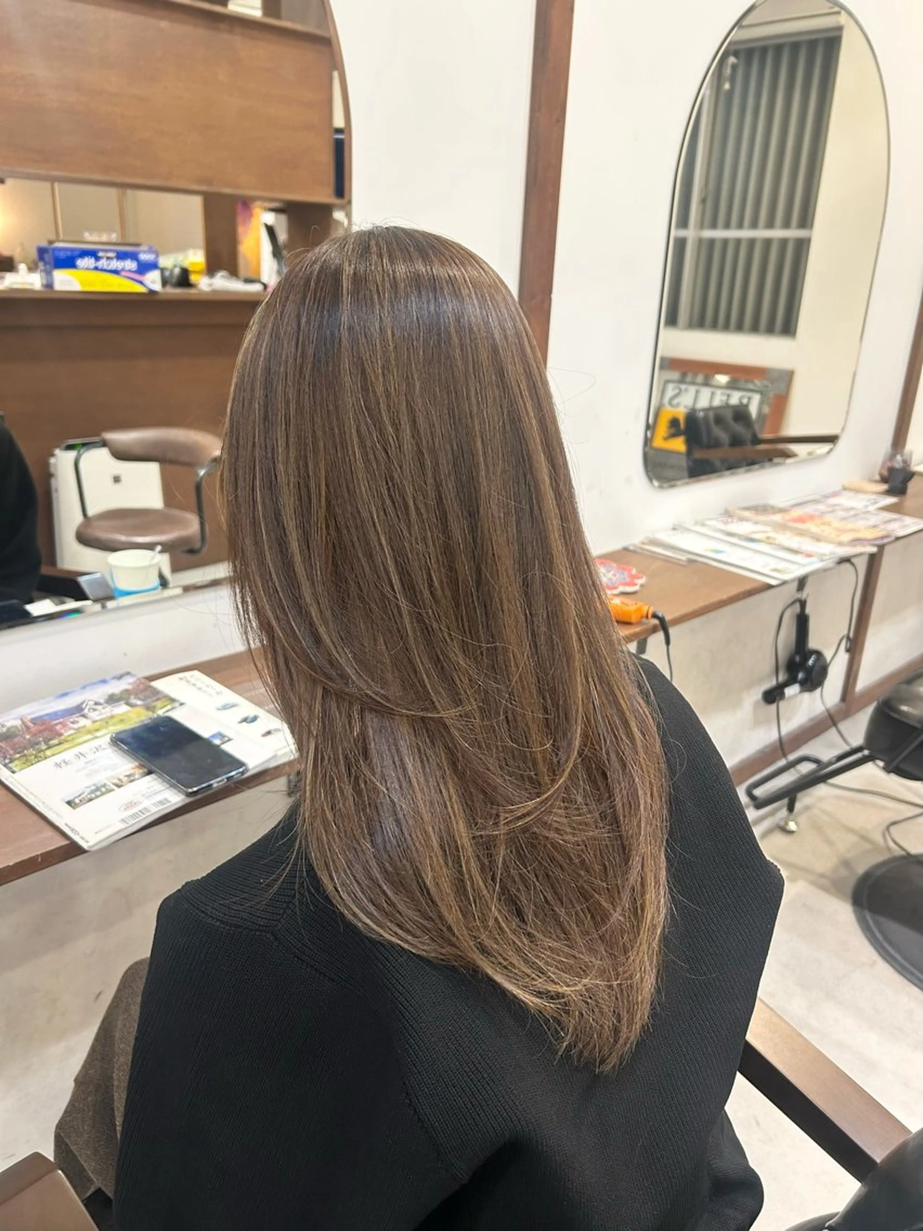 ロング カラー ハイライトカラー ハイライト ROUIS/ mioのヘアスタイル