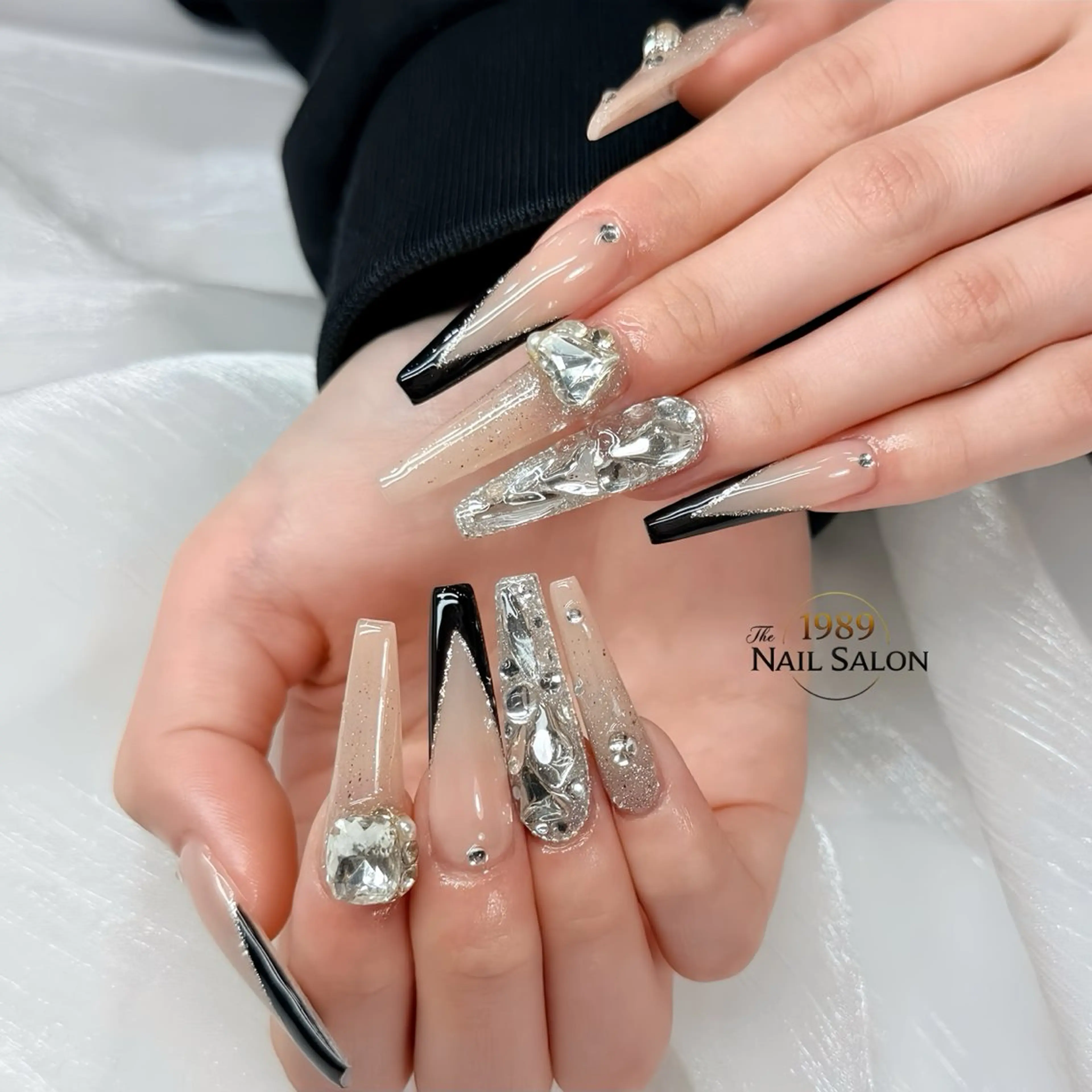 ネイル ハンドネイル The 1989 Nail Salonのネイルデザイン