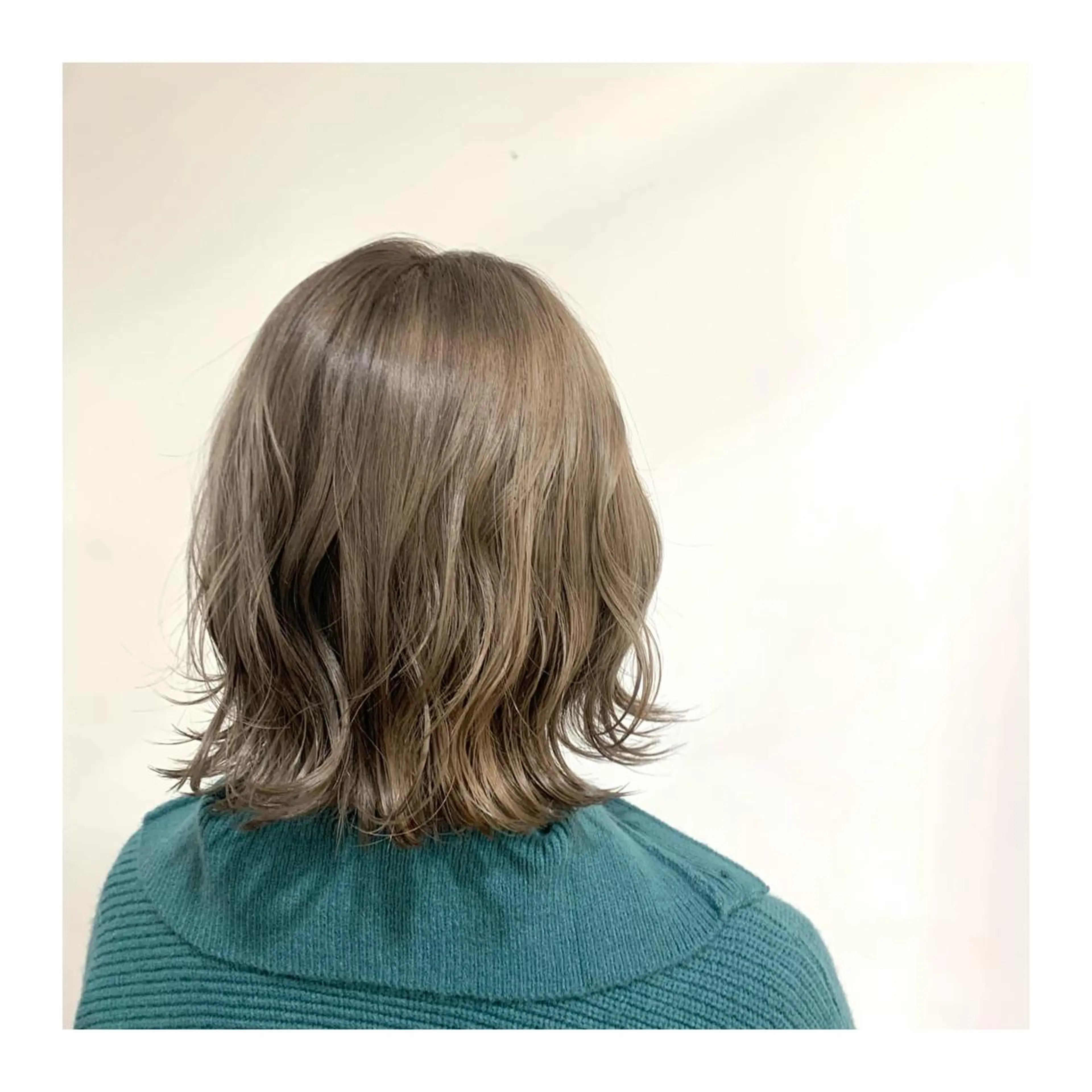 ミディアム カラー カット あべ ゆうかのヘアスタイル