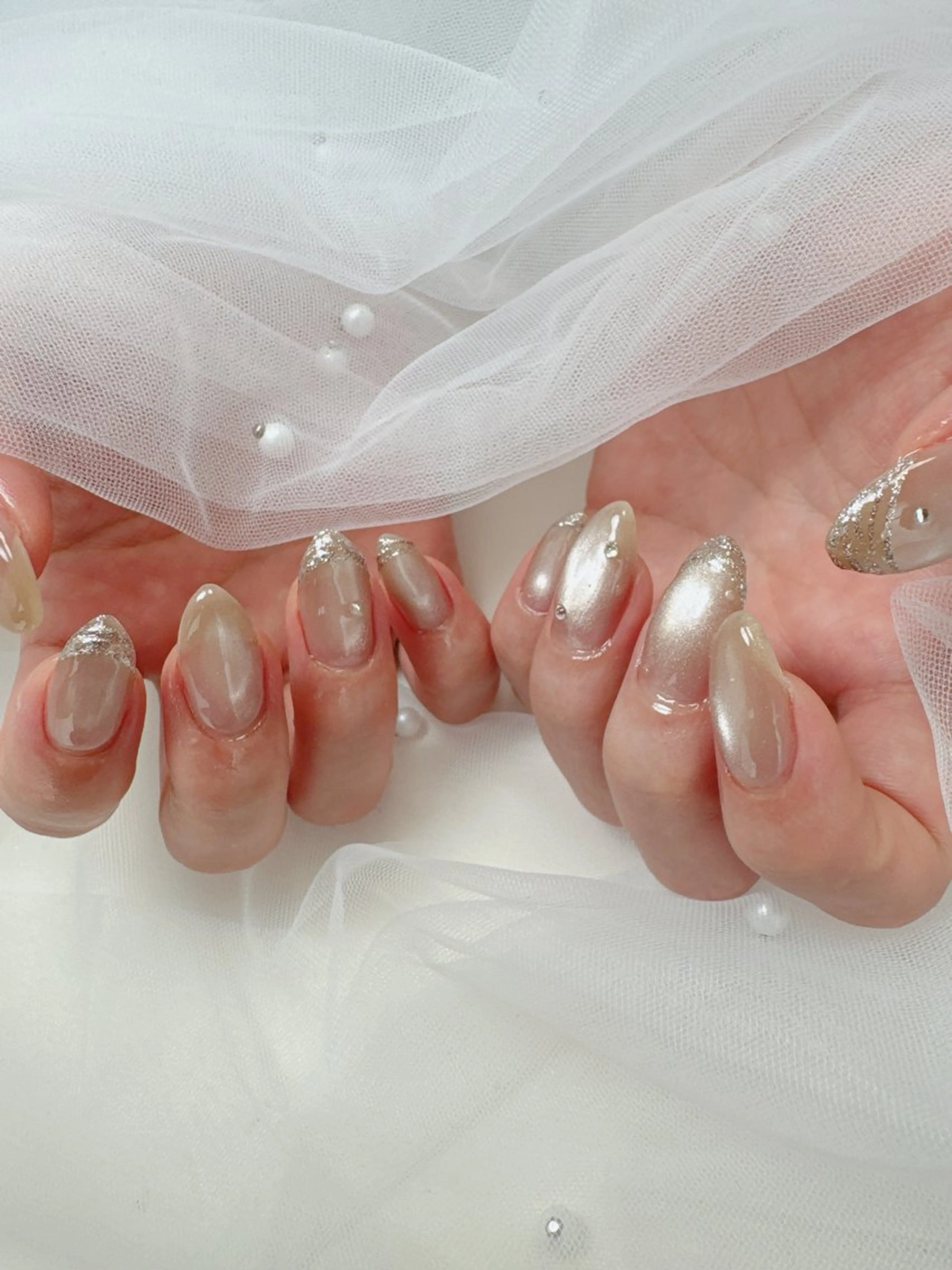 ネイル 成人式 長さ出し フレンチネイル ジェルネイル ガラスフレンチ ハンドネイル Queeens nailのネイルデザイン