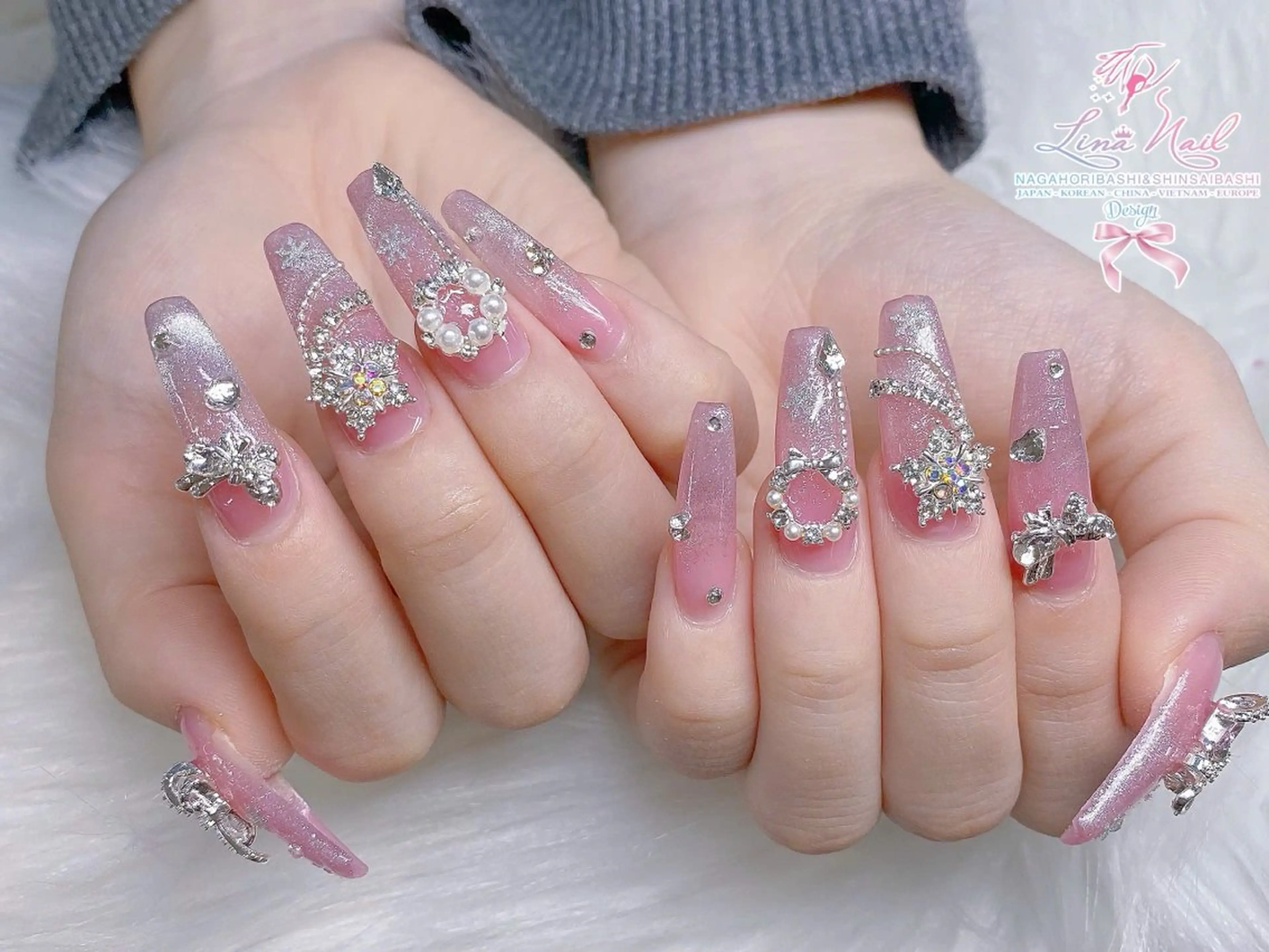 ネイル チークネイル 桜ネイル フラッシュネイル フットネイル ジェルネイル ハンドネイル ７９LINA NAIL 心斎橋店所属・リナネイル アメ村心斎橋店のネイルデザイン