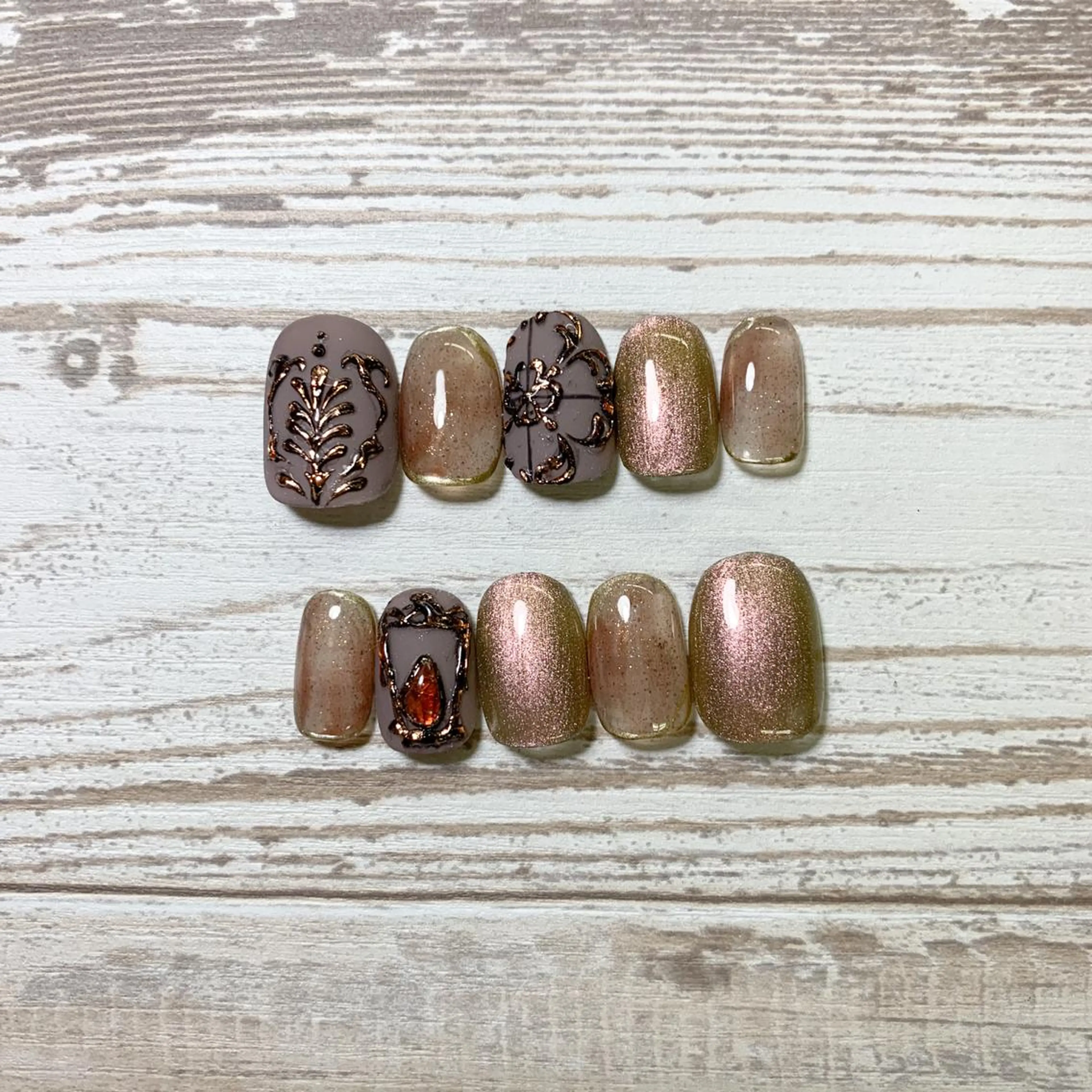 ネイル atelier　FIORITURA所属・FIORITURA aiのネイルデザイン