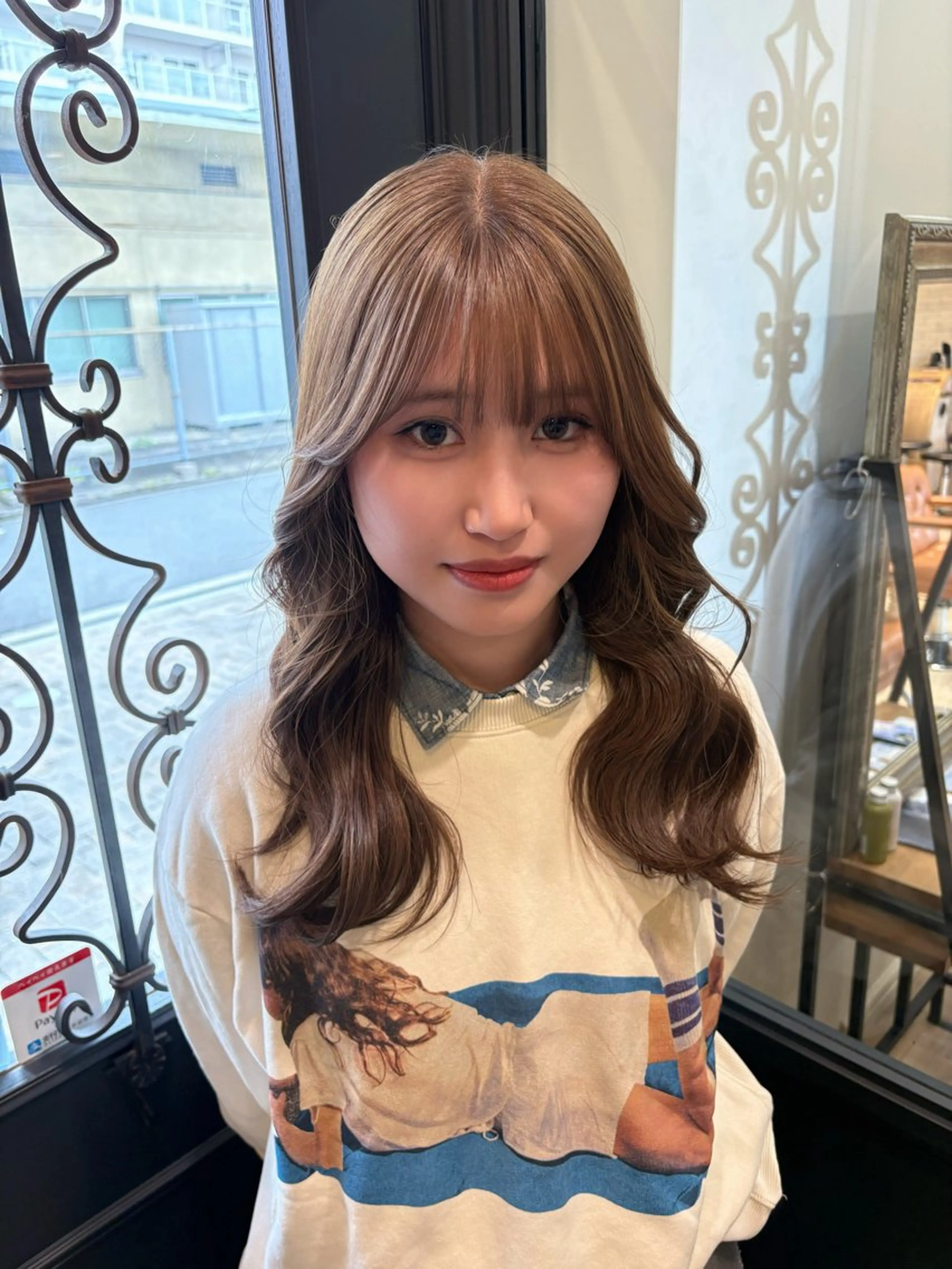 セミロング カラー ヘアカラー しおり🍬 KOKORO🤍のヘアスタイル