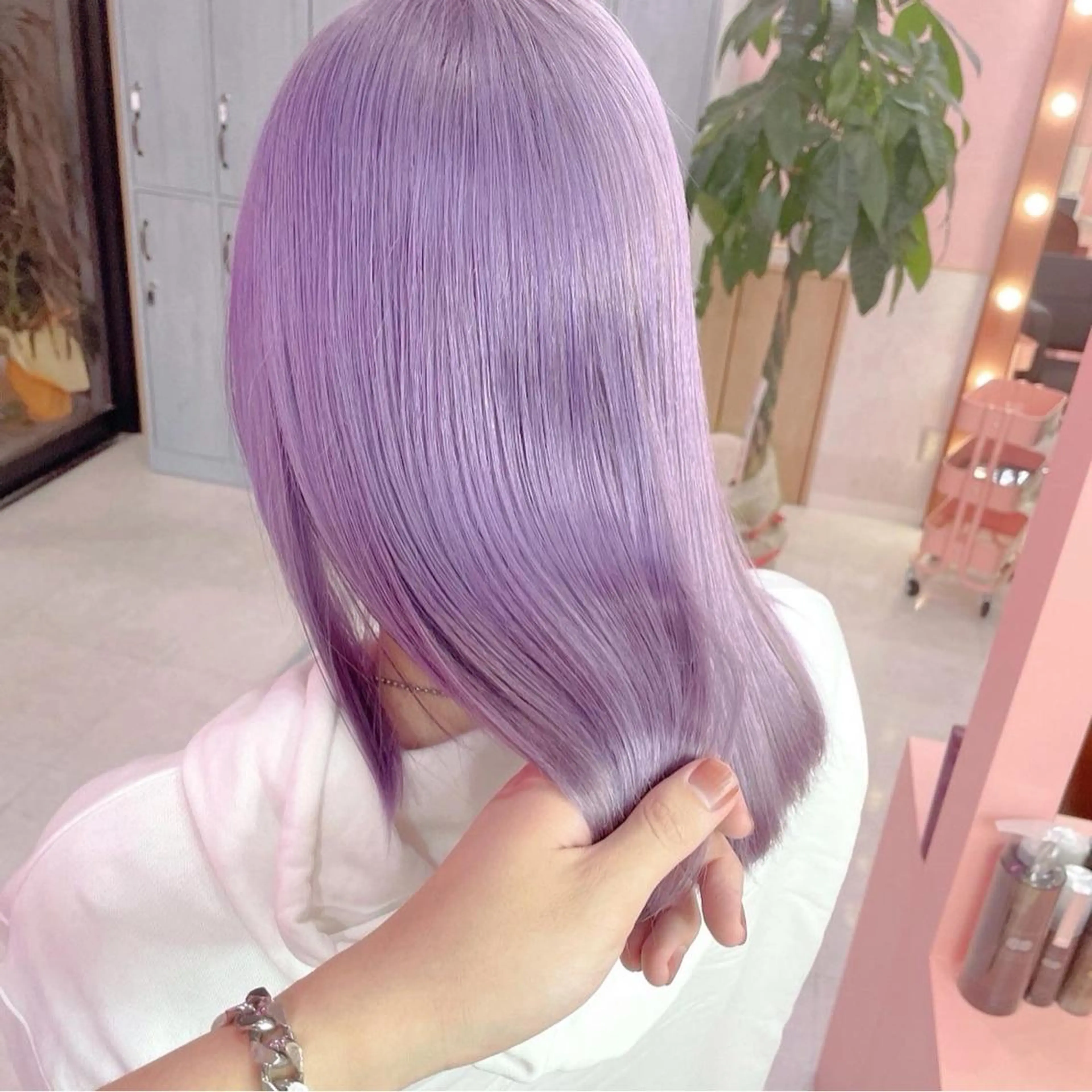 ミディアム カラー ヘアアレンジ メンズ 韓国ヘア特化💍 tiam💍ブリーチのヘアスタイル