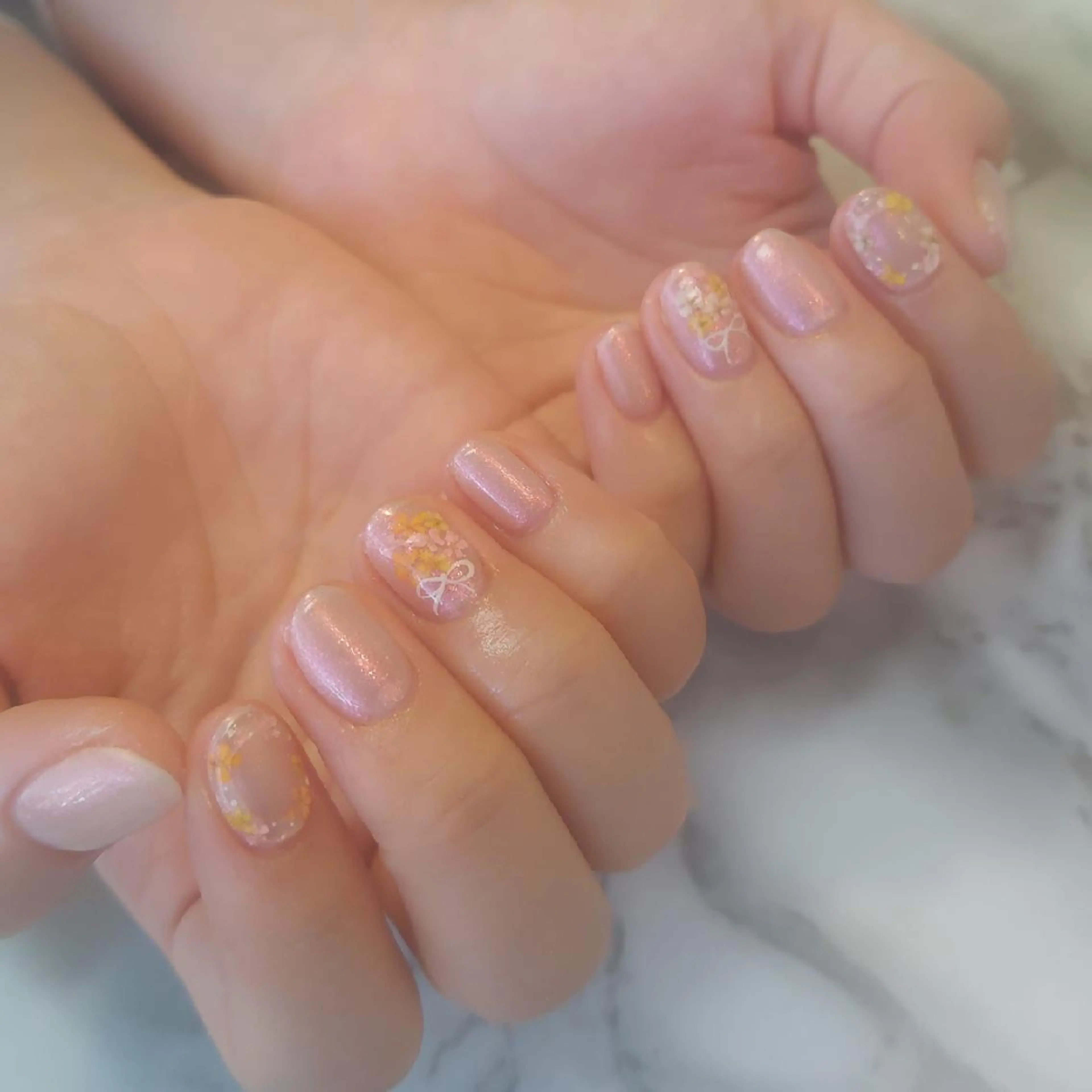 ネイル ジェヌインネイル 河内のネイルデザイン