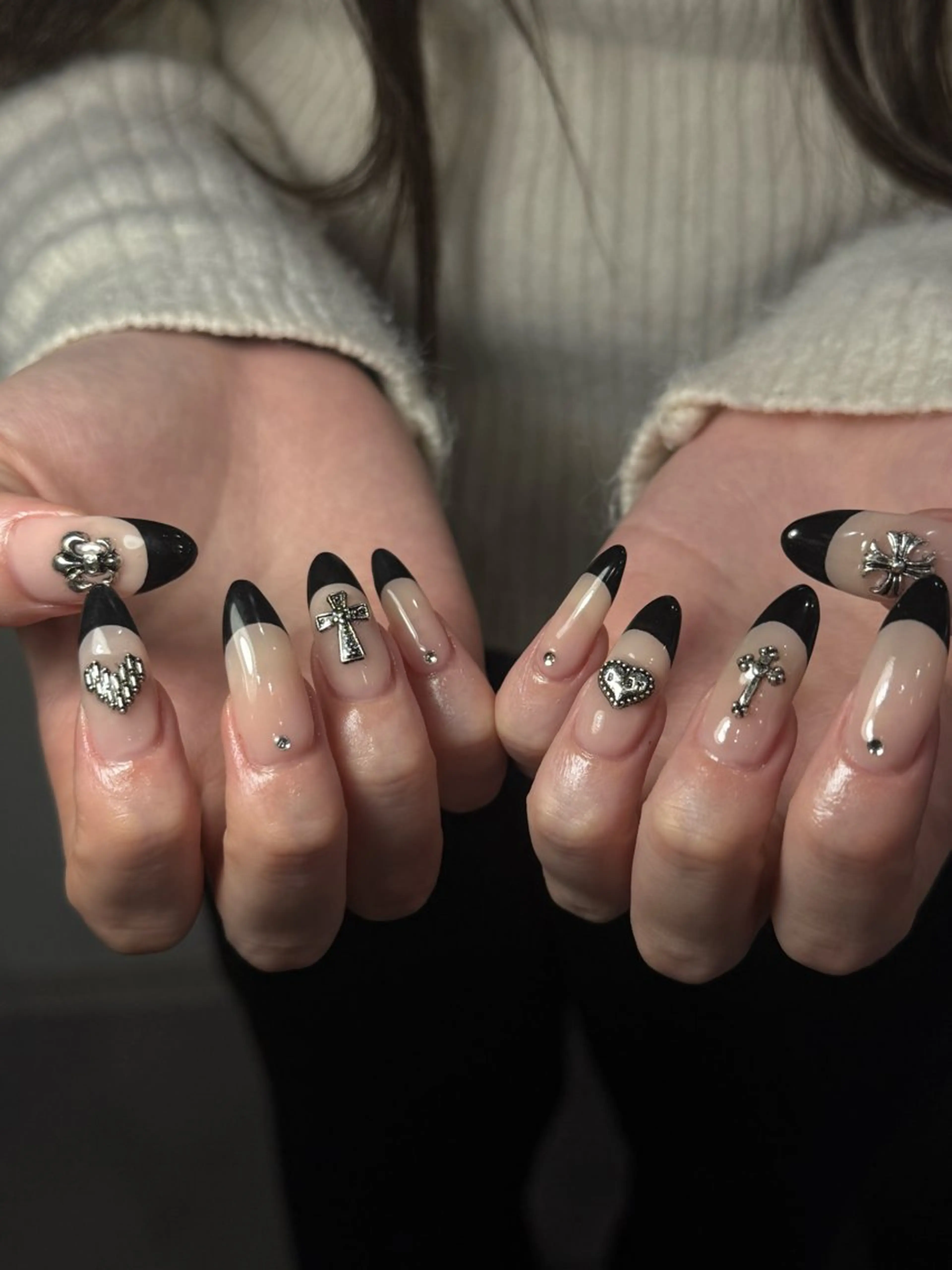 ネイル neouv所属・NEOUV_ mikuのネイルデザイン