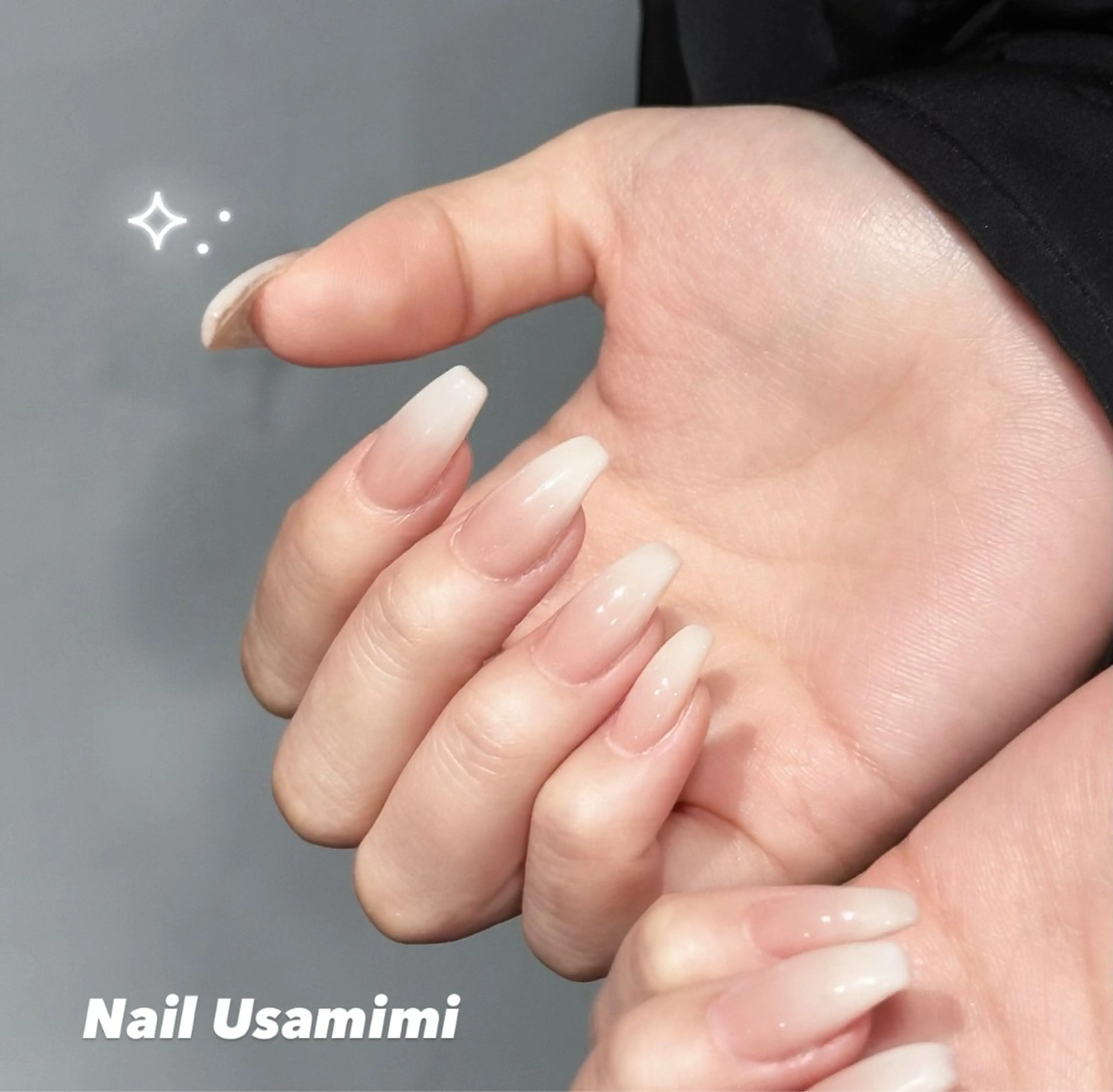 ネイル グラデーション オフィスネイル ピンク ホワイト ハンドネイル 本町NailUsaM imi MOMOKAのネイルデザイン