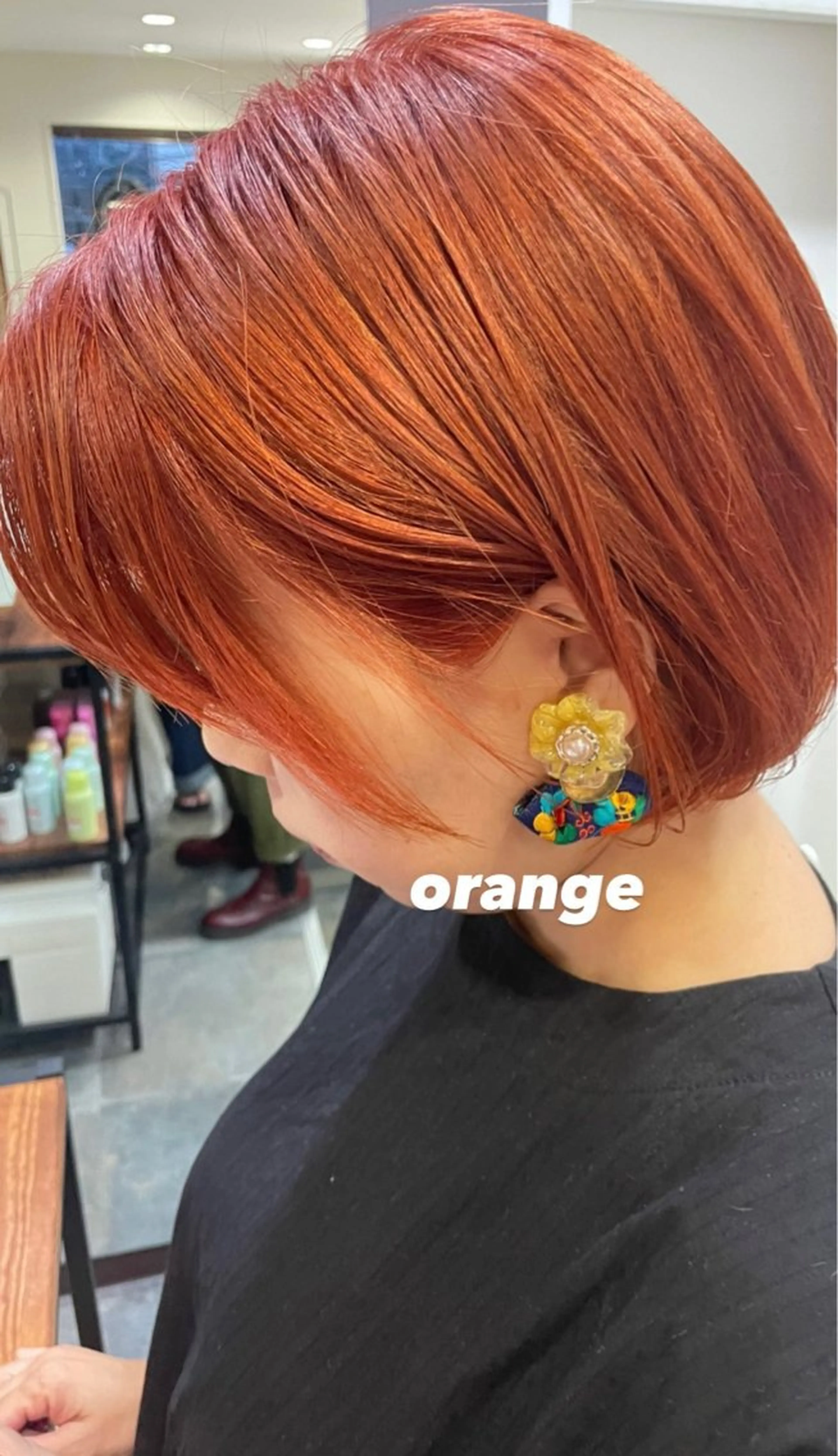 ショート カラー ブリーチ オレンジ カット ヘアカラー uno rioのヘアスタイル
