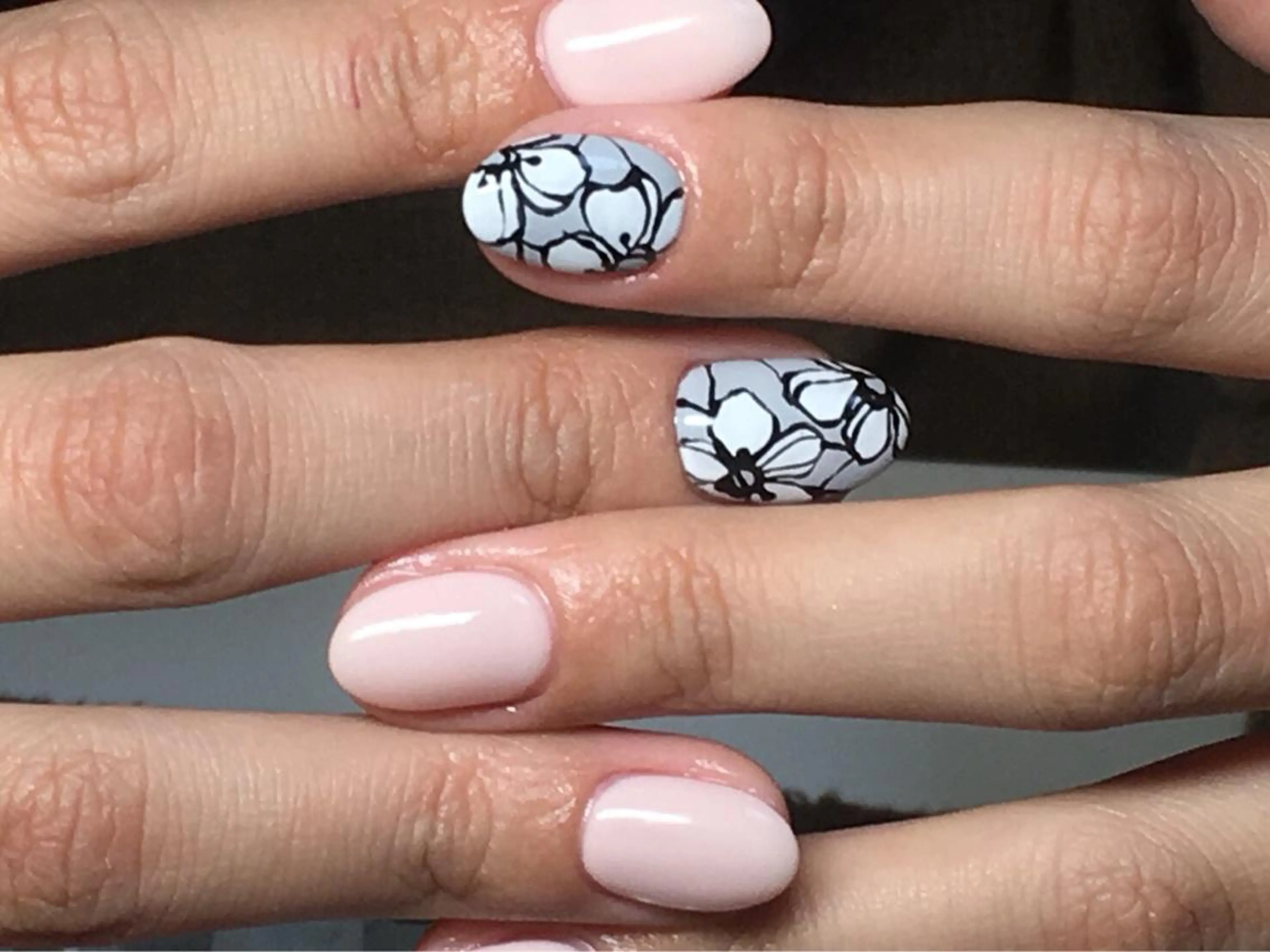 ネイル ハンドネイル nail salon 7☺︎2所属・nail salon 7☺︎2のネイルデザイン