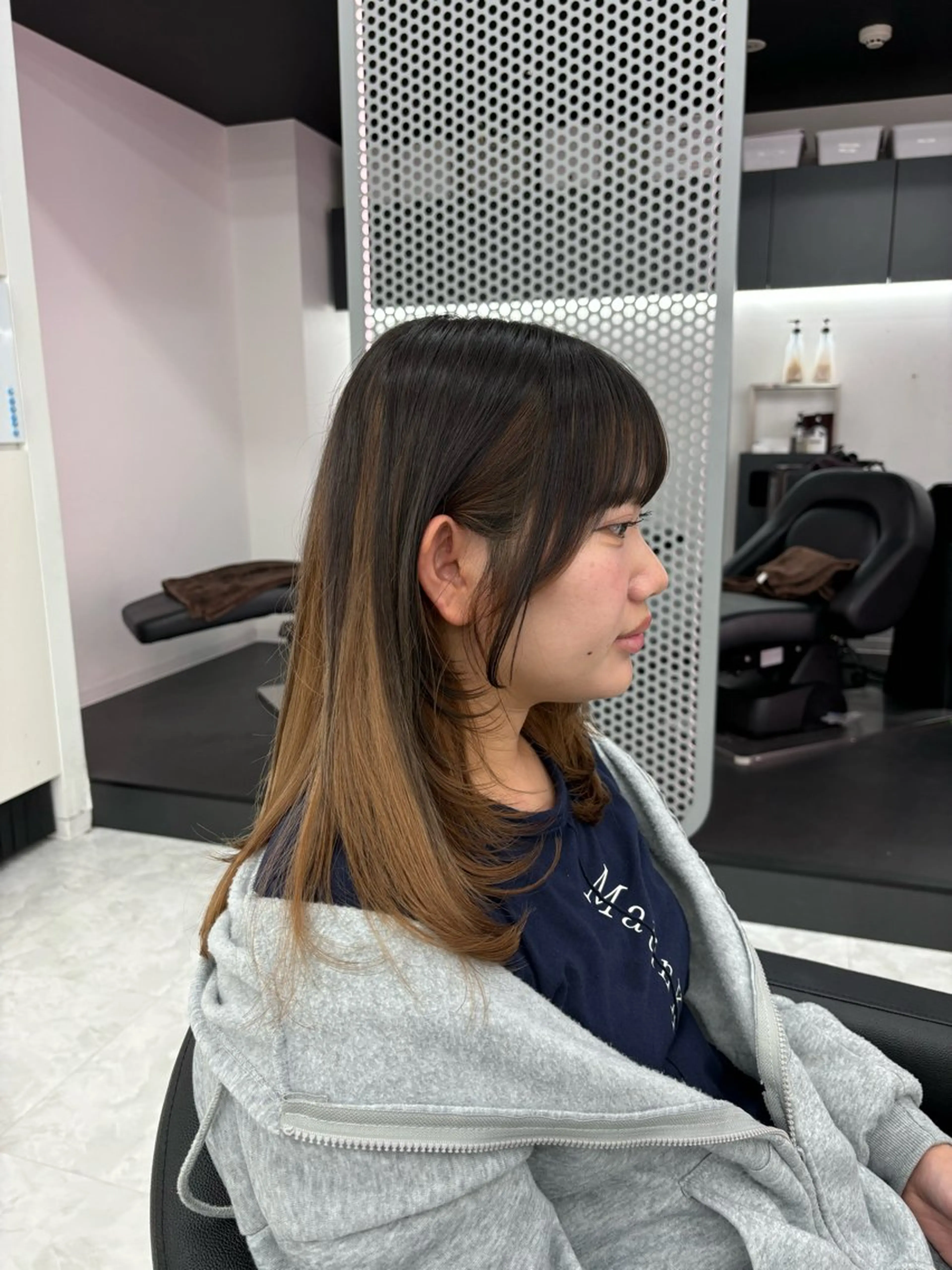 ミディアム カット トリートメント ヘッドスパ ヘアセット 表参道ハッシュカット レイヤー/リノンのヘアスタイル