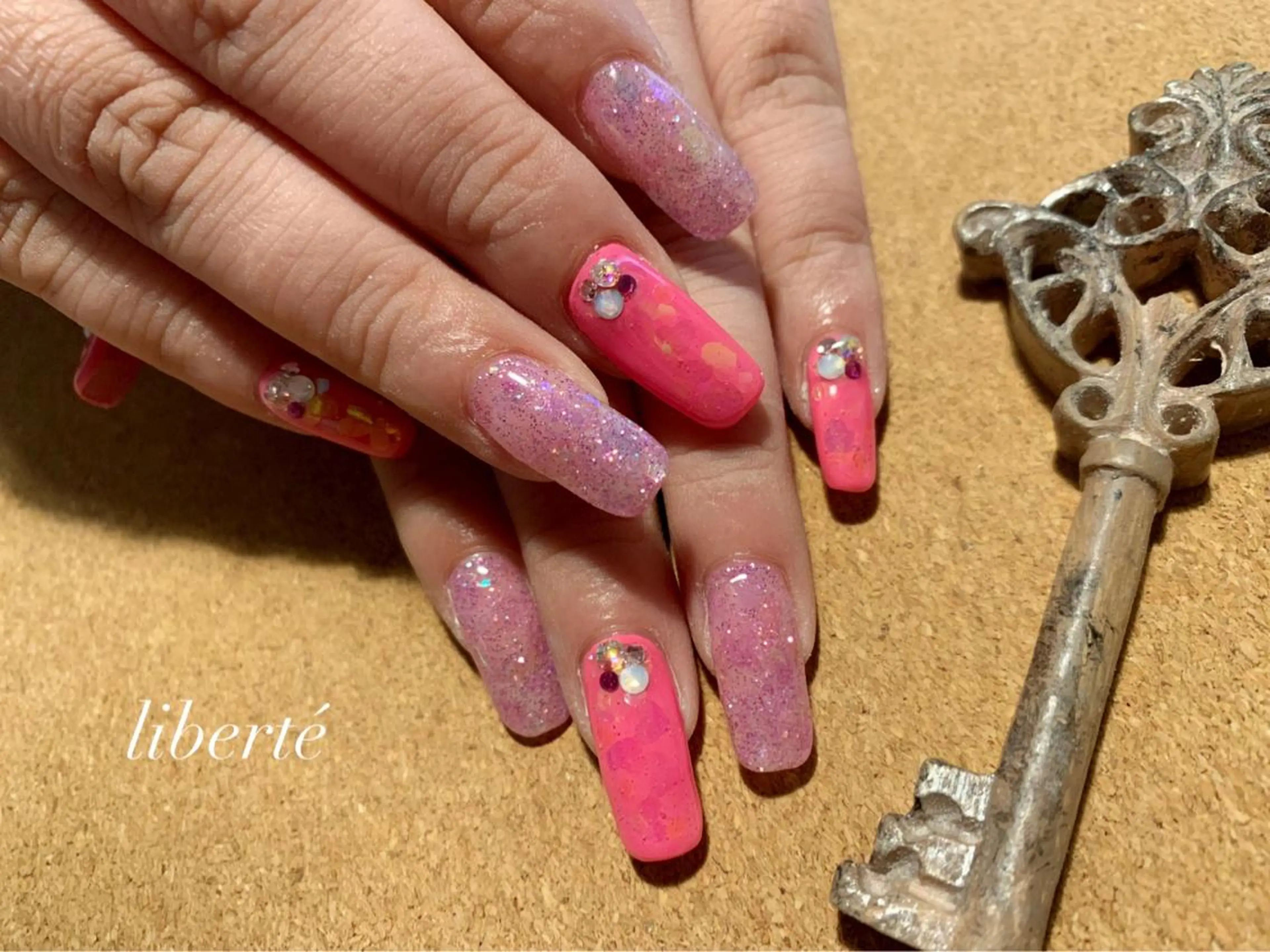 ネイル liberté (リベルテ)のネイルデザイン