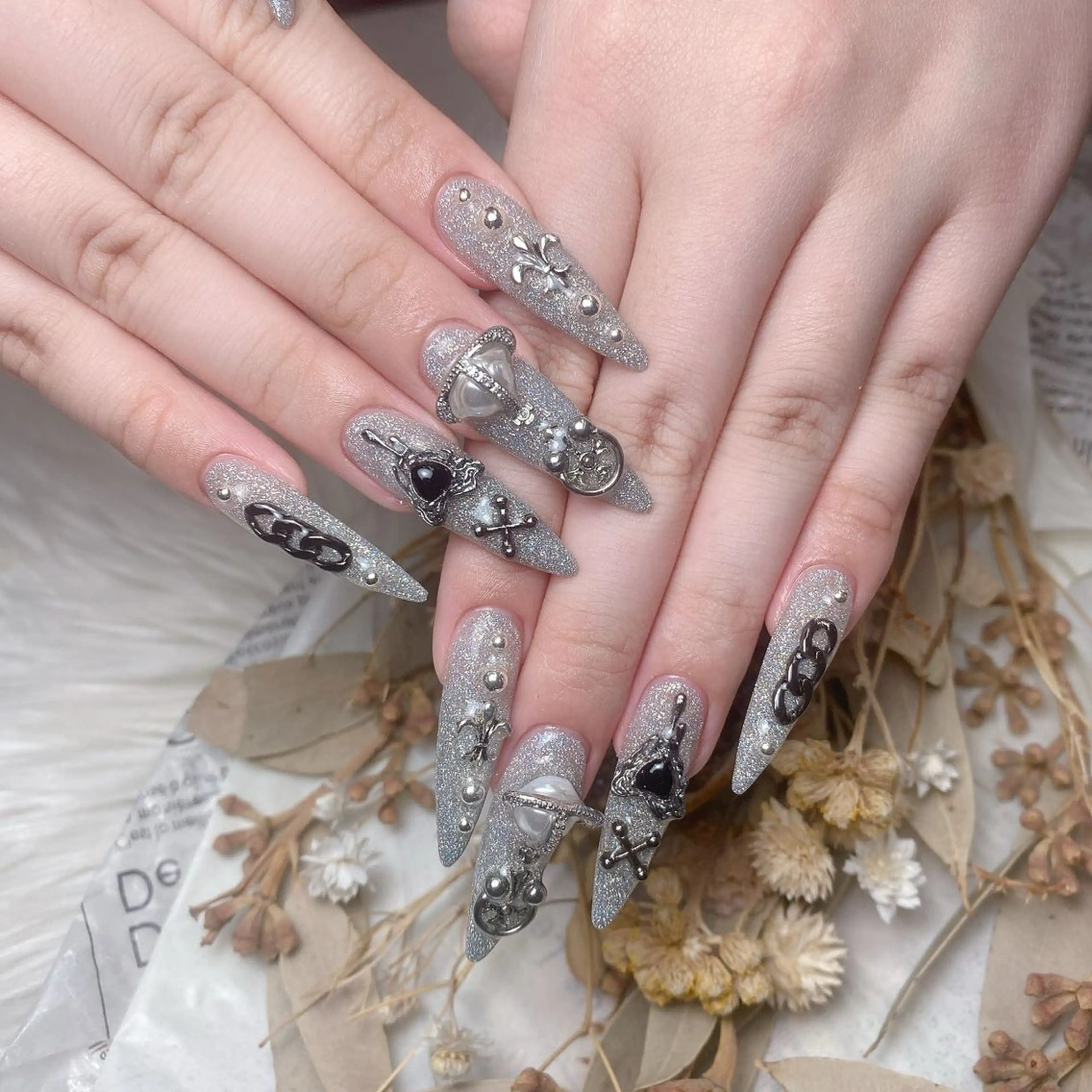 ネイル 長さ出し フレンチネイル ジェルネイル ガラスフレンチ 韓国ネイル ハンドネイル ハンドケア For U nail スカルプ専門店のネイルデザイン