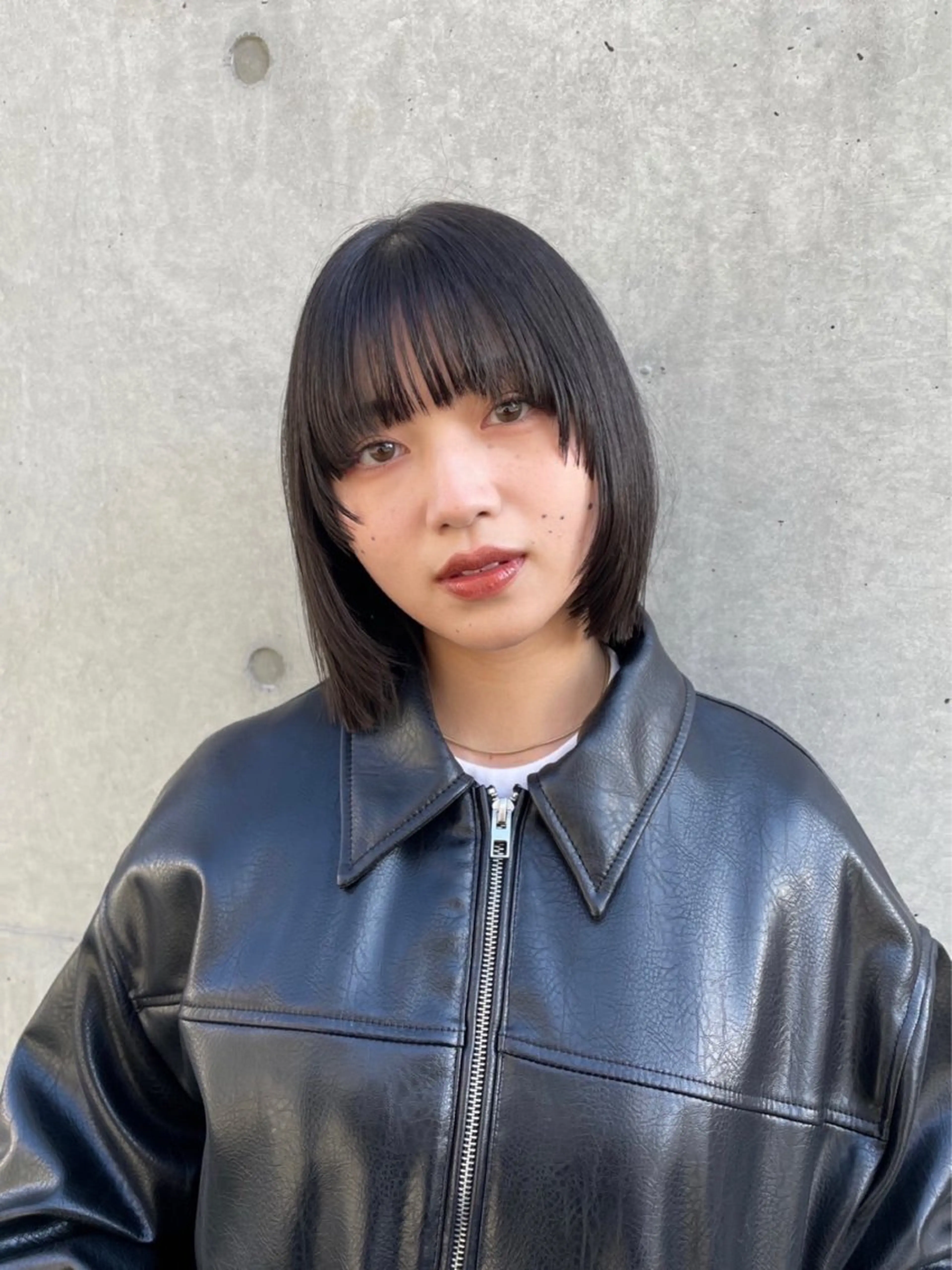 ショート ofF élua所属・🌵ボブ/切りっぱな し/ショート藤長芽生のヘアスタイル