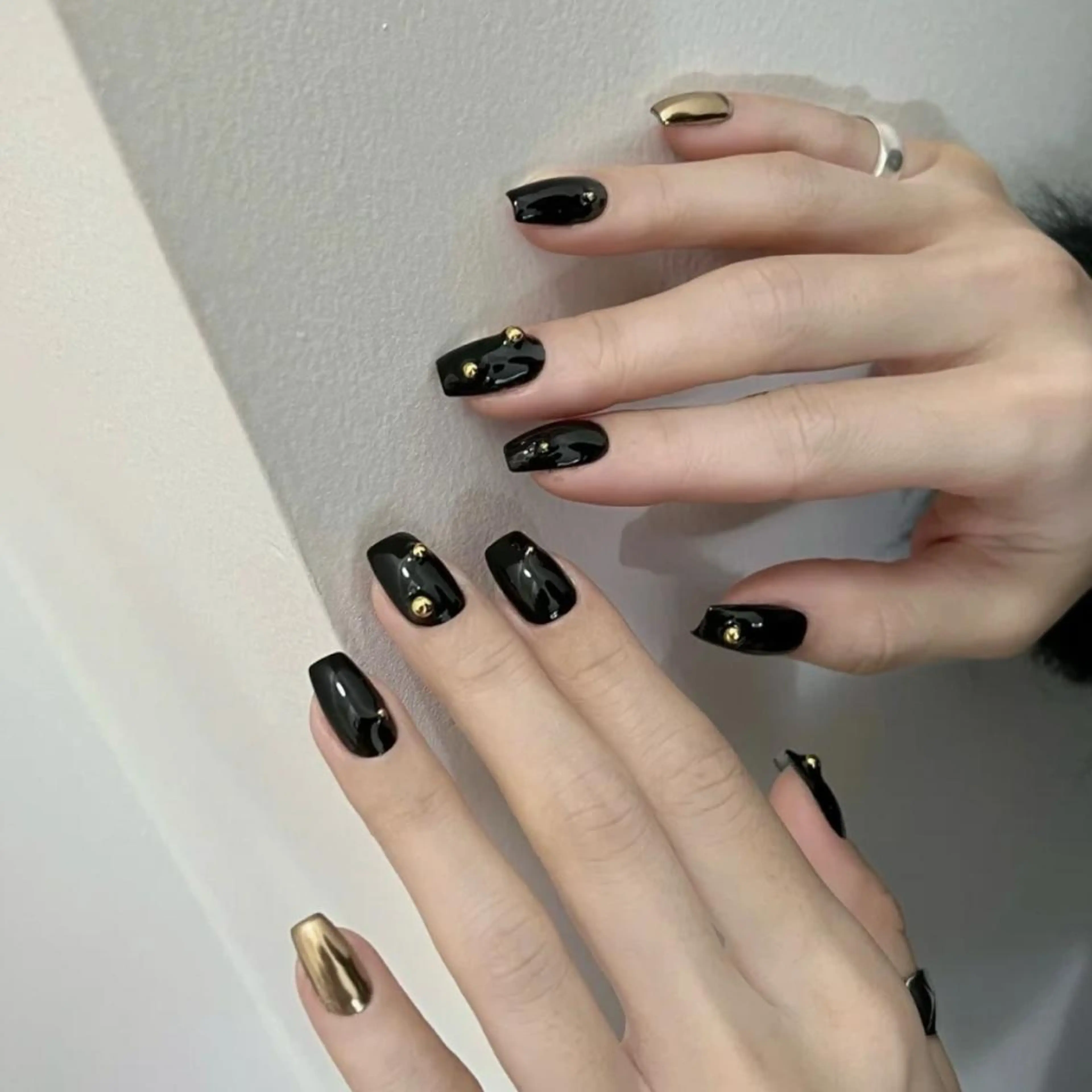 ネイル シンプルネイル Queens マオのネイルデザイン